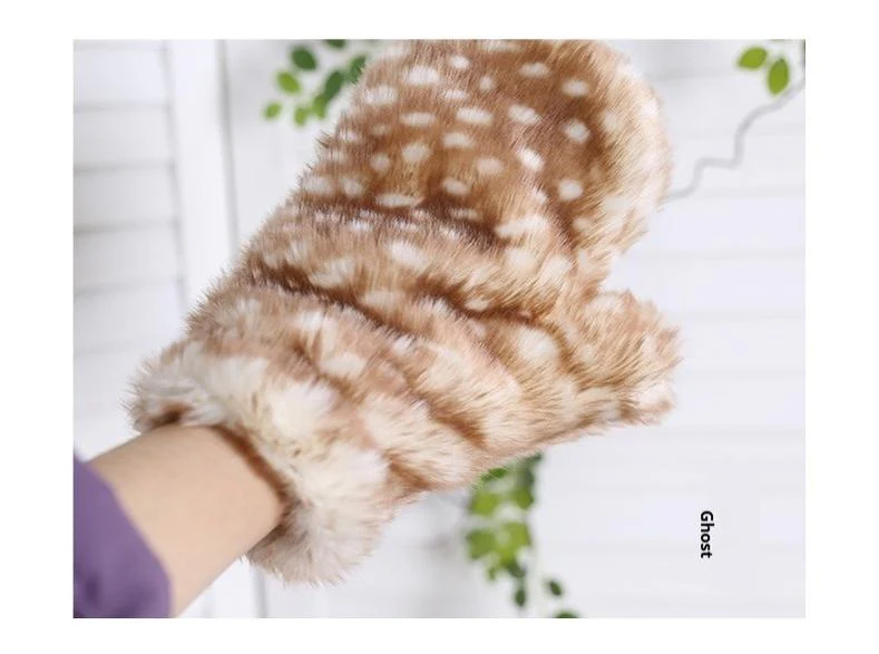 Xiaogui - Deer Spot - Christmas Kawaii Lolita Gloves Japanese Plush Winter Gloves - Image 4