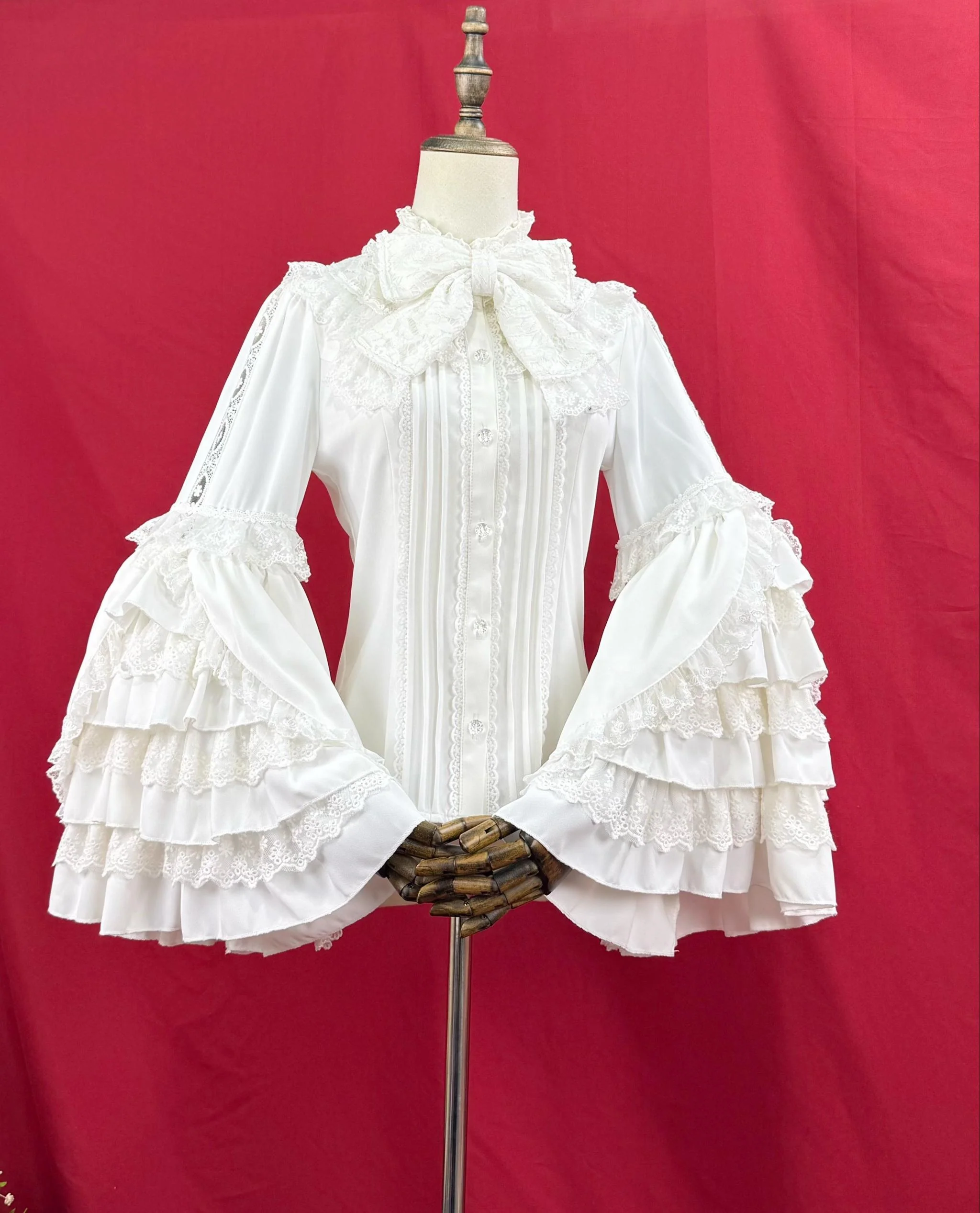 Snow Mochi - Classic Lolita Hime Sleeve Shirt, Lace Accent - Image 2
