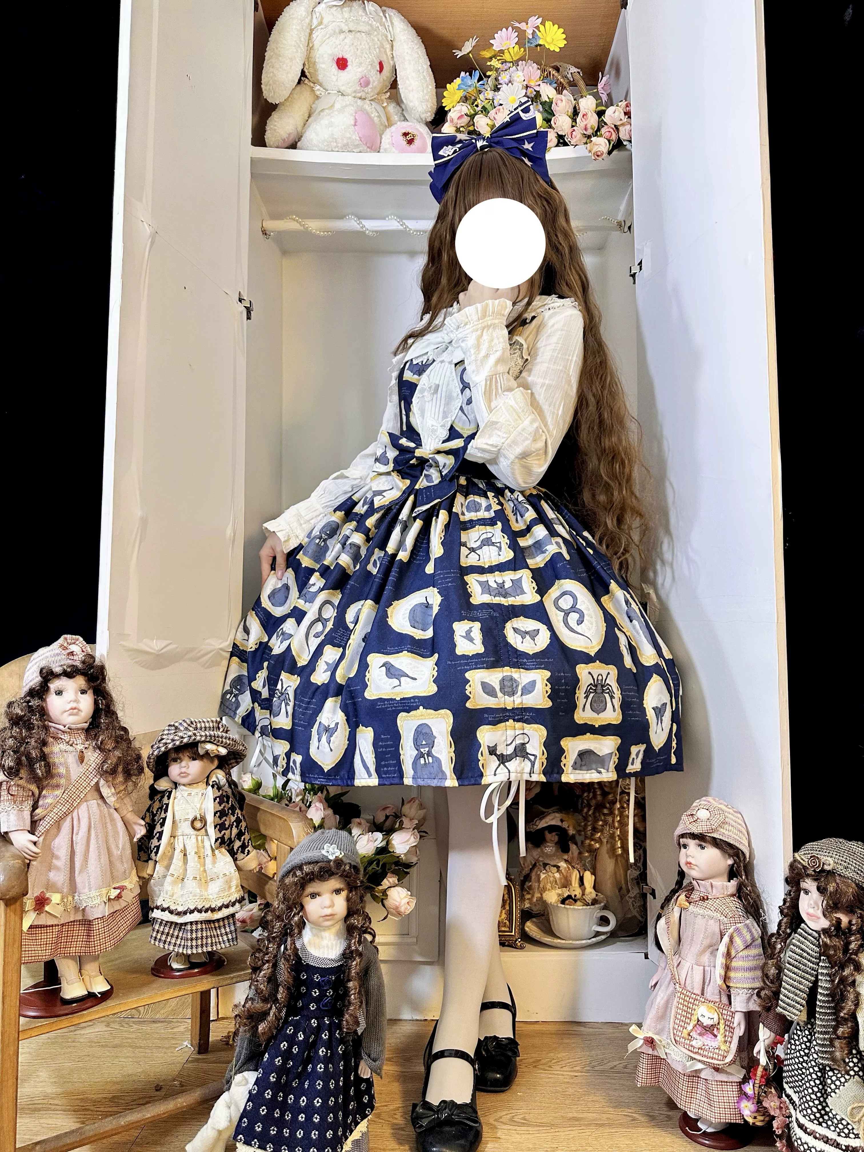 Classic Lolita JSK with Elegant Art-Inspired Prints - Image 4