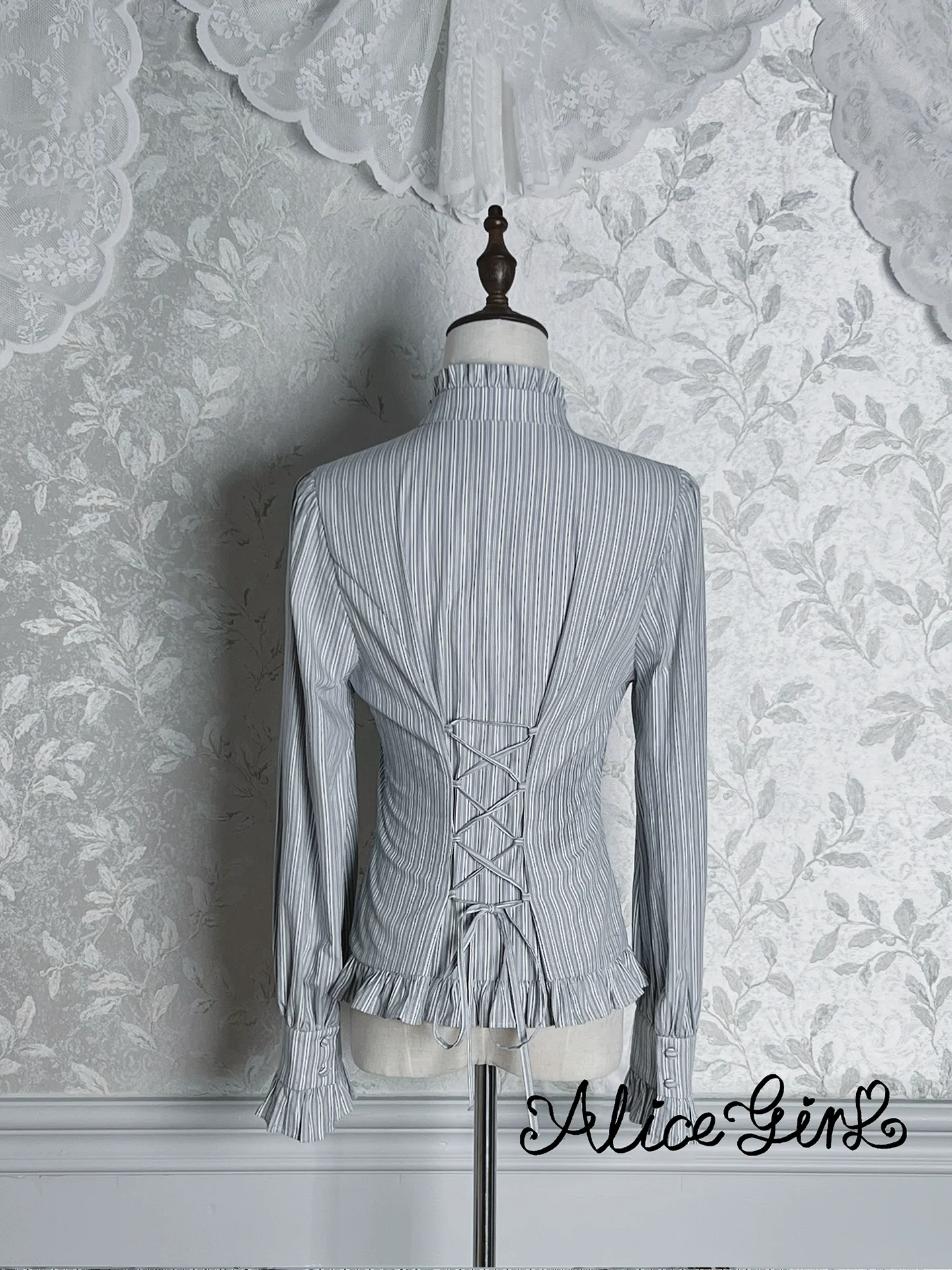 Alice Girl - Duke of Victoria - Classic Lolita Striped Blouse - Image 4