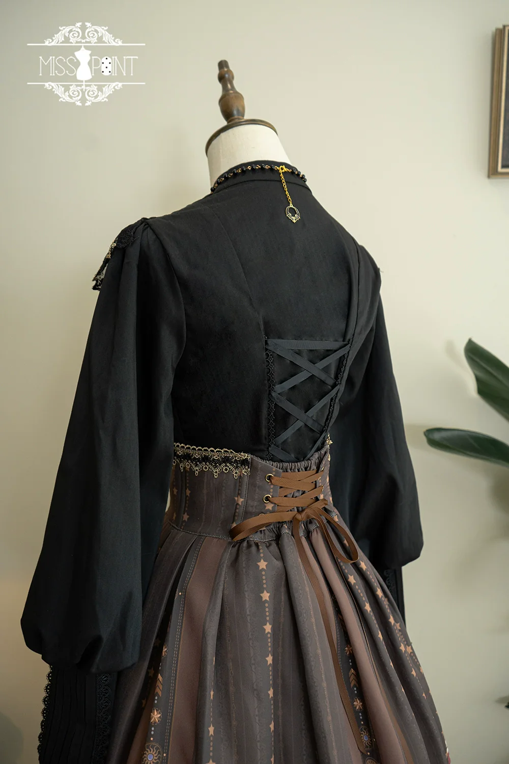Demon Hunting Notes - Elegant Lolita Blouse Ruffled Collar - Image 39