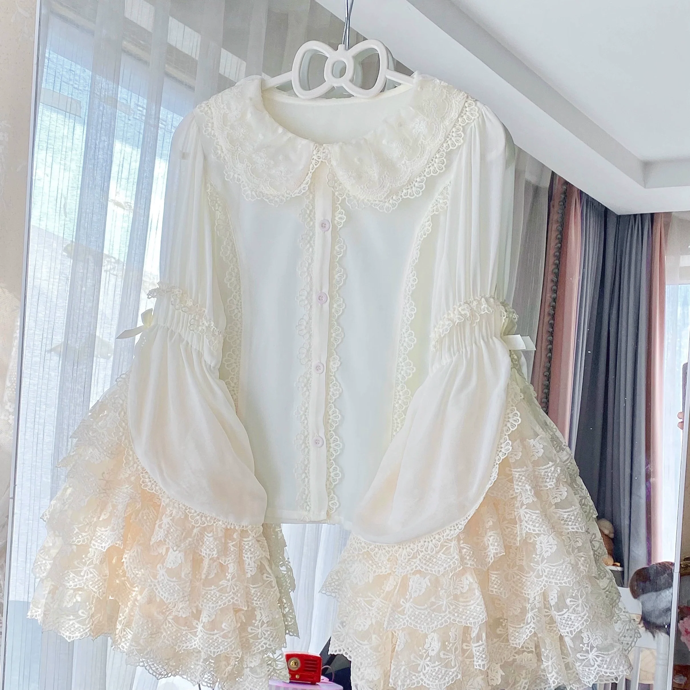 Qianmu - Granulated Sugar - Doll-like Sweet Lolita Lace Blouse, Hime Sleeve - Image 3