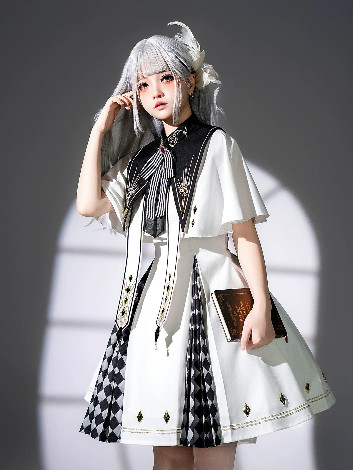 Eye of Truth - Elegant Gothic Lolita Dress Suit With Embroidery - Image 2