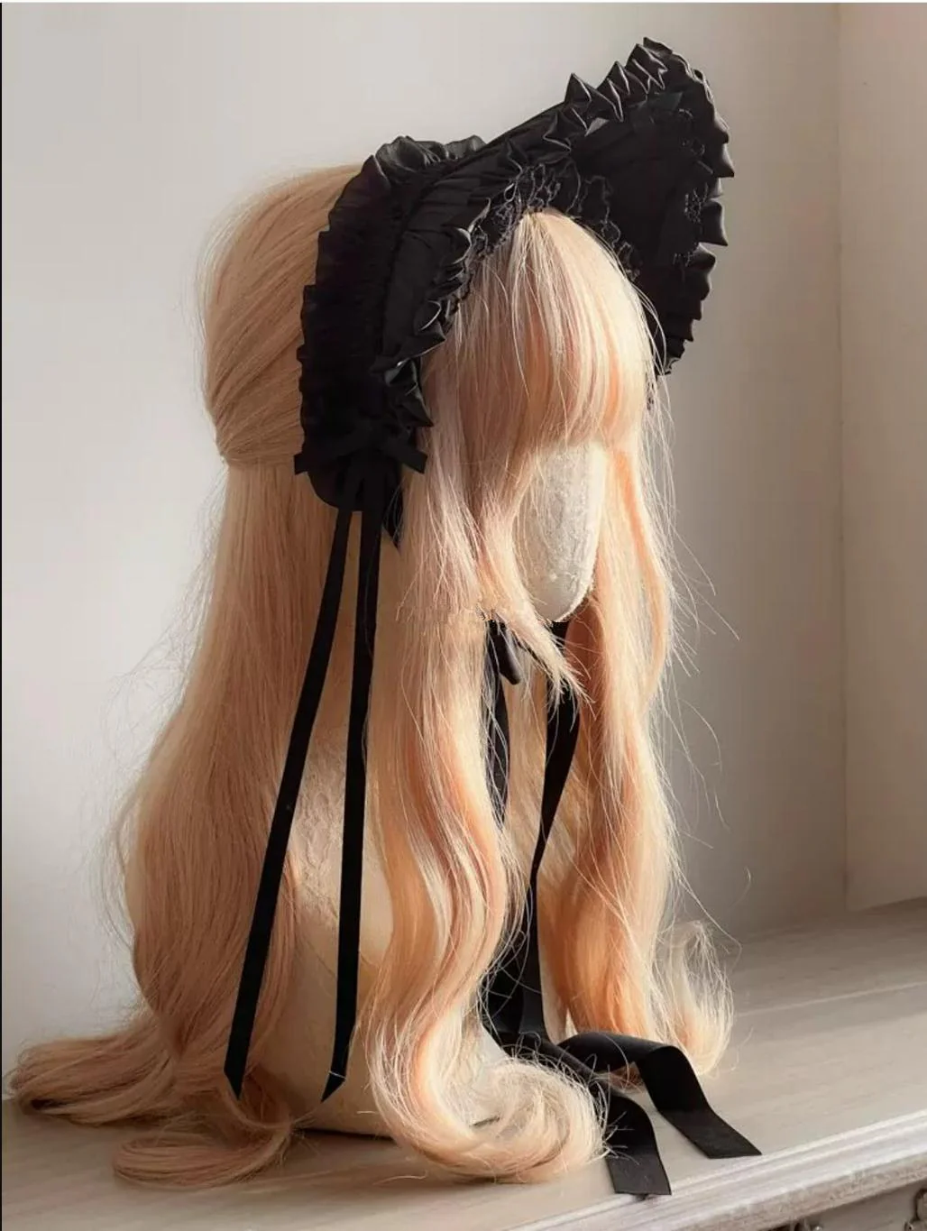 Elegent Lolita Bonnet Black Ribbon BNT