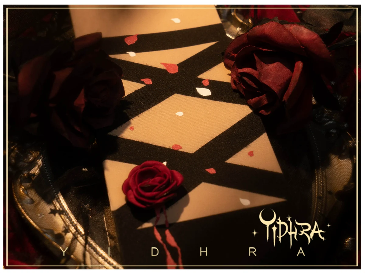 Yidhra - Fantasy Bride - Goth Lolita Pantyhose Rose Prints Pantyhoses - Image 5