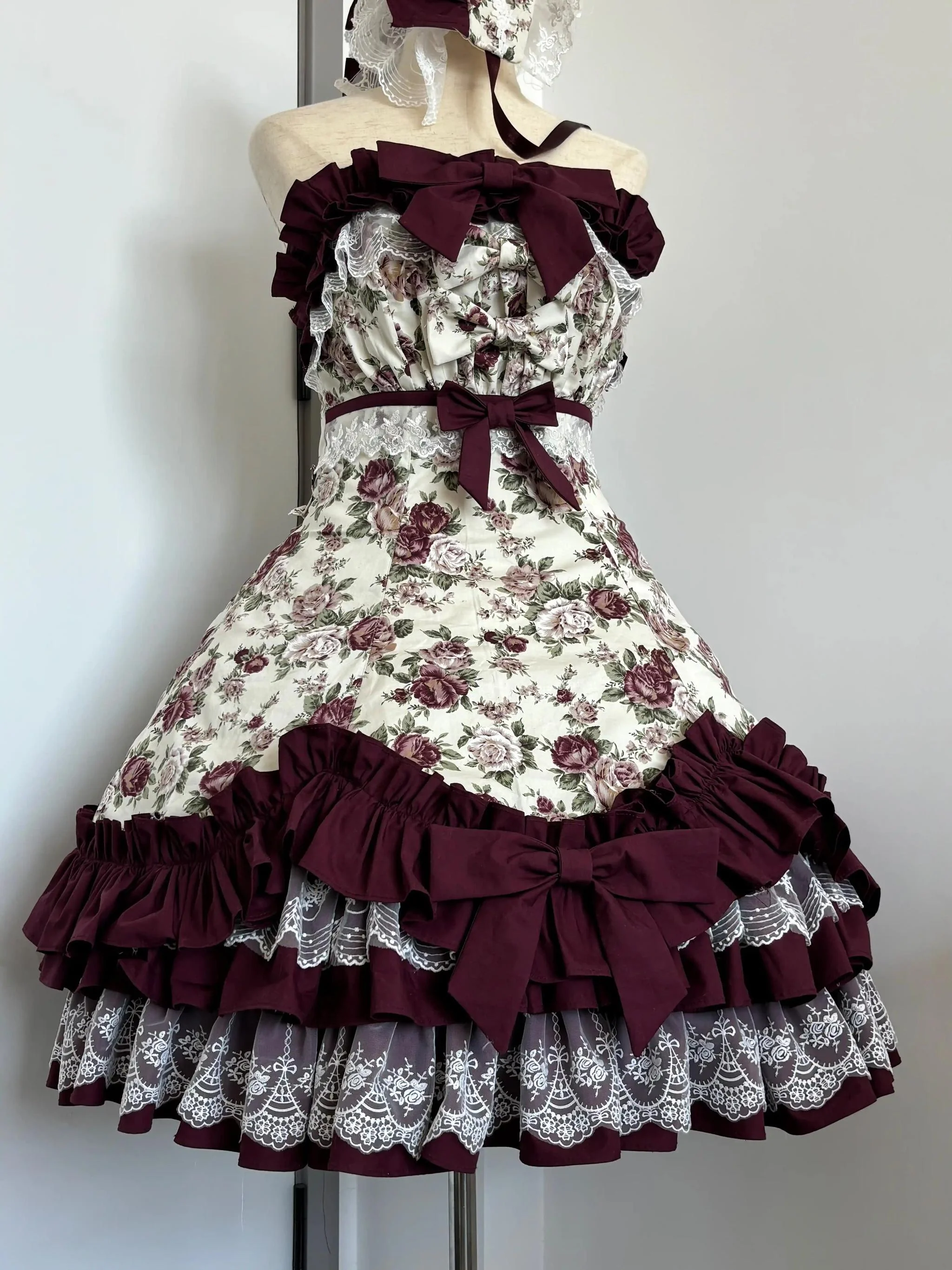 TaTaTa Lolita - Burgundy Rose - Floral Printed Old School Lolita JSK, Elegant Cape - Image 6