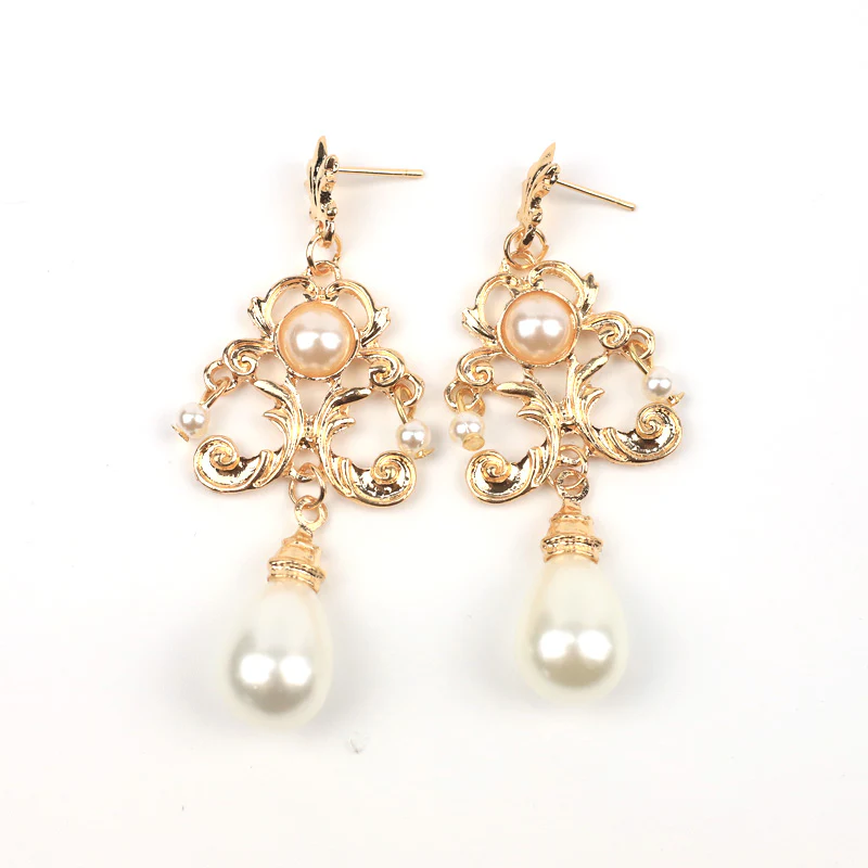 French Lolita Baroque Vintage Pearl Earrings - Image 4