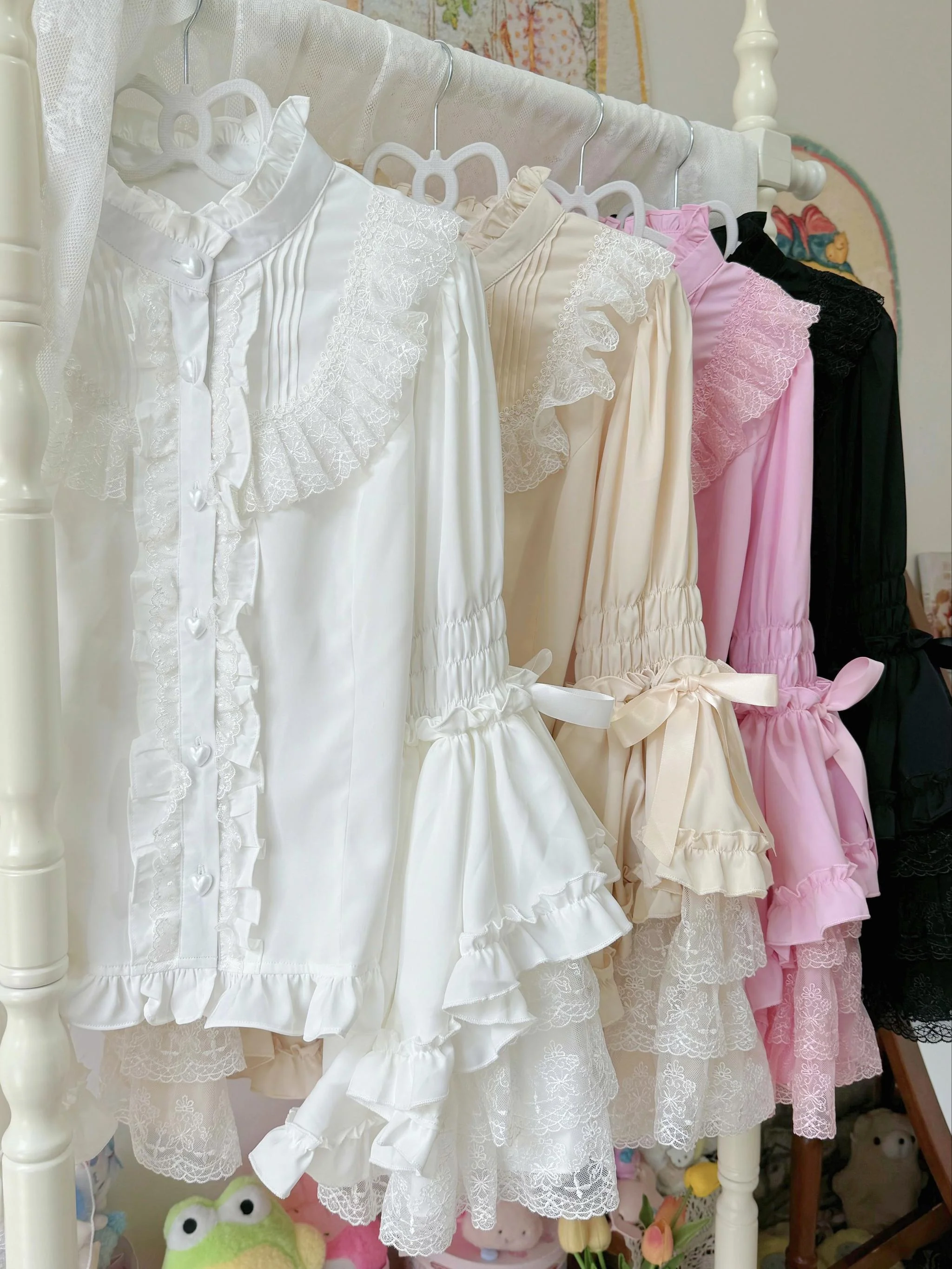 Twilight Zone - Gorgeous Sweet Lace Lolita Shirt, Hime Sleeve - Image 2