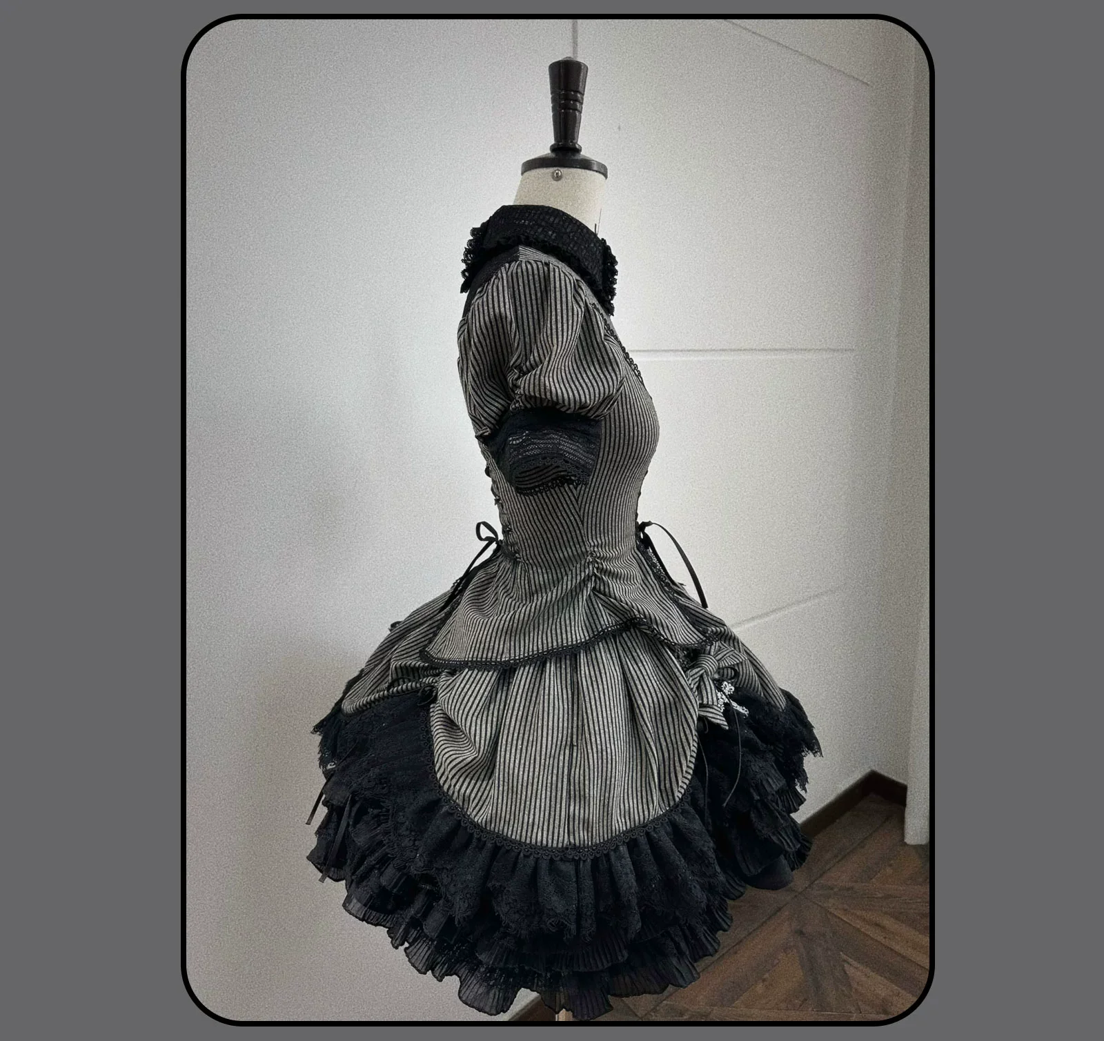 Striped Cross - Gothic Coordinated Lolita Set, Adjustable Blouse & Skirt - Image 26
