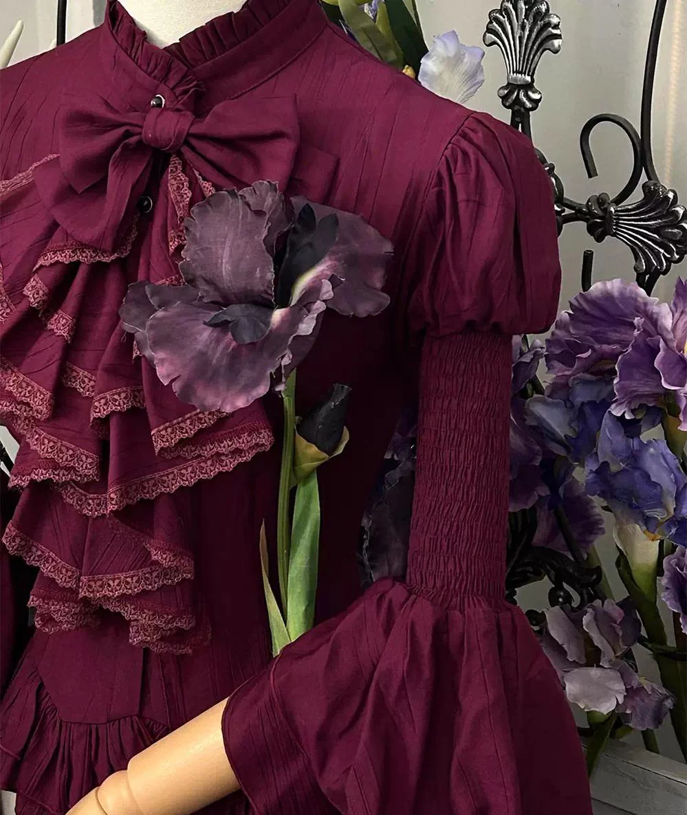 Dragon Bone Cemetery - Gothic Lolita Blouse, Detachable Bell Sleeves - Image 17