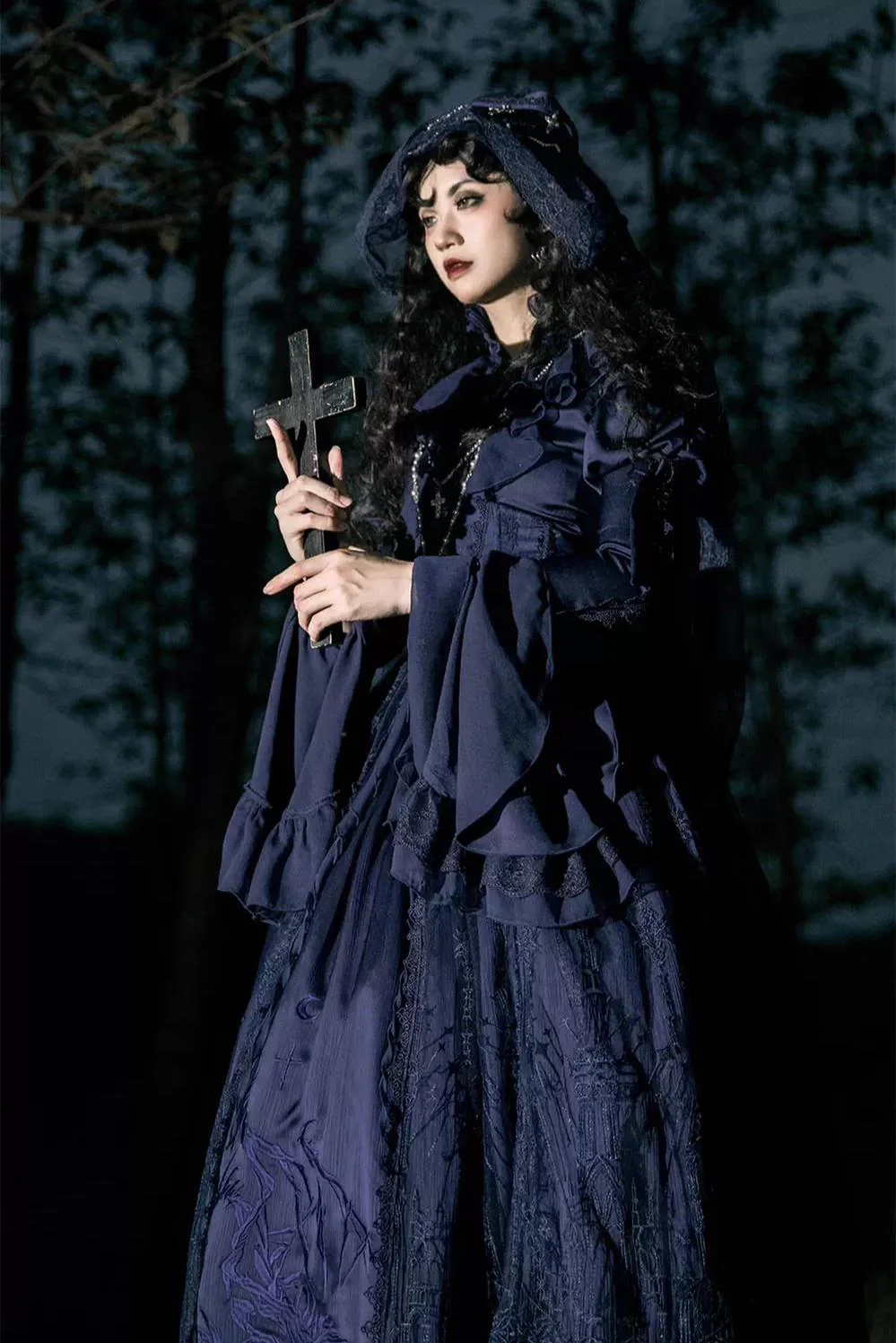 Dragon Bone - Gothic Lolita Blouse, Irregular Swallowtail Flounce Hem - Image 11