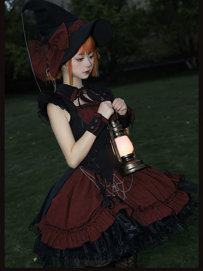 Alice Girl - Lolita Potion - Gothic Lolita Cuffs and Embroidered Badge - Image 9