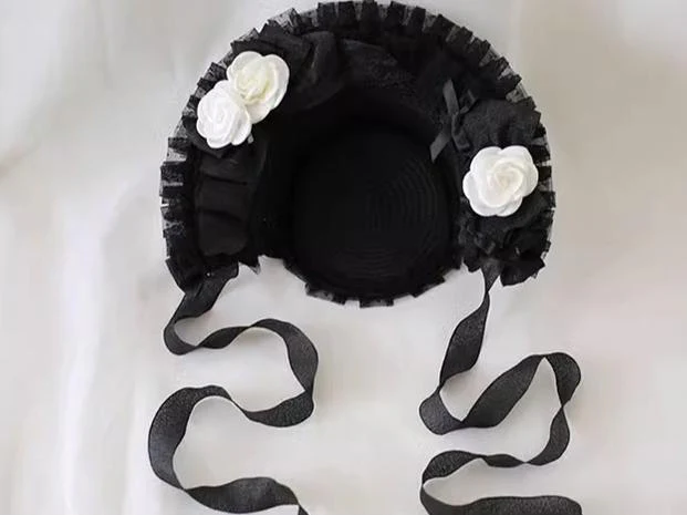 Xiaogui - Gothic Lolita Black Lace Flowers Bonnet - Image 15