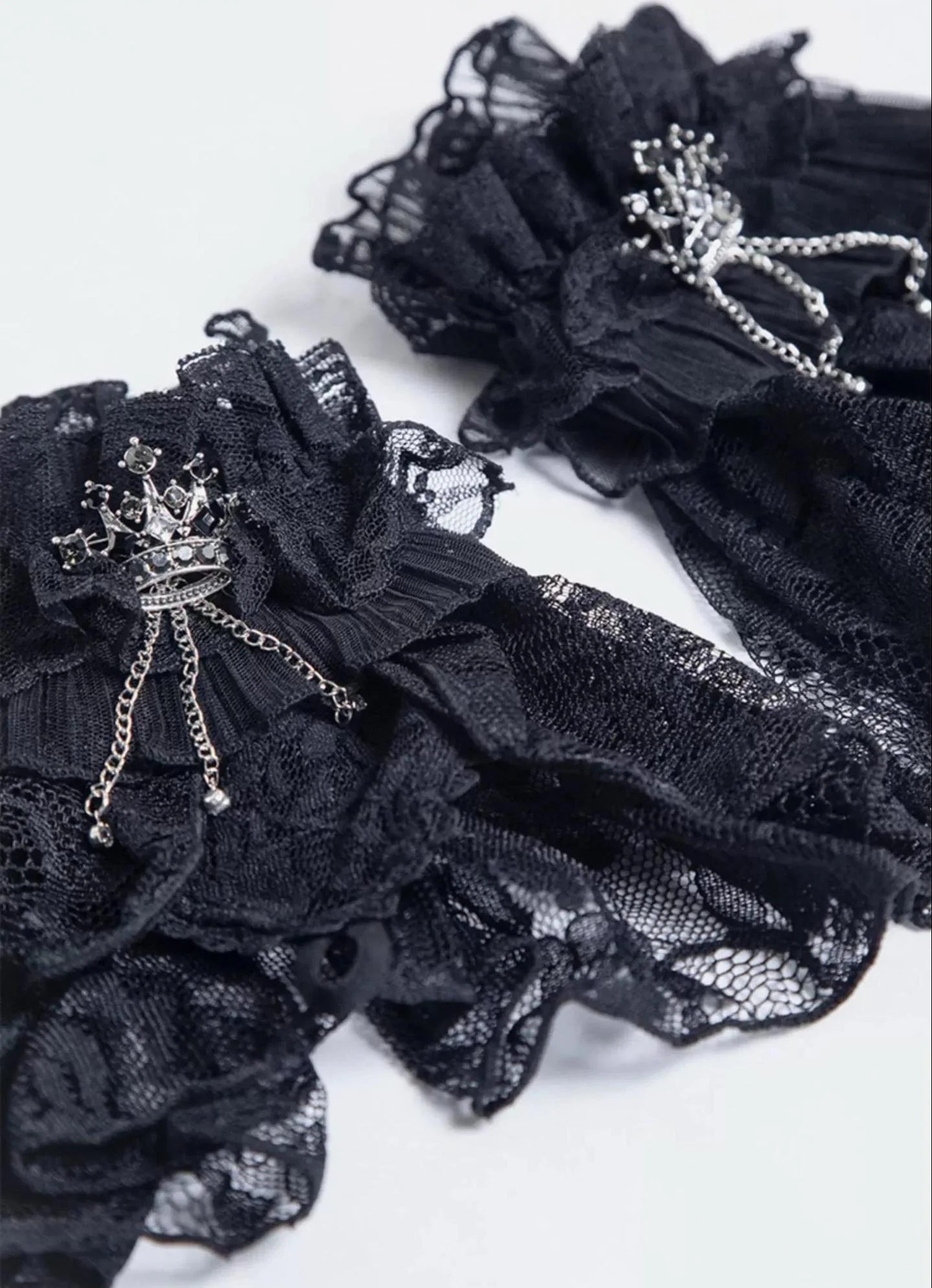 Gothic Lolita Lace Cuffs, Crown Decoration - Image 6