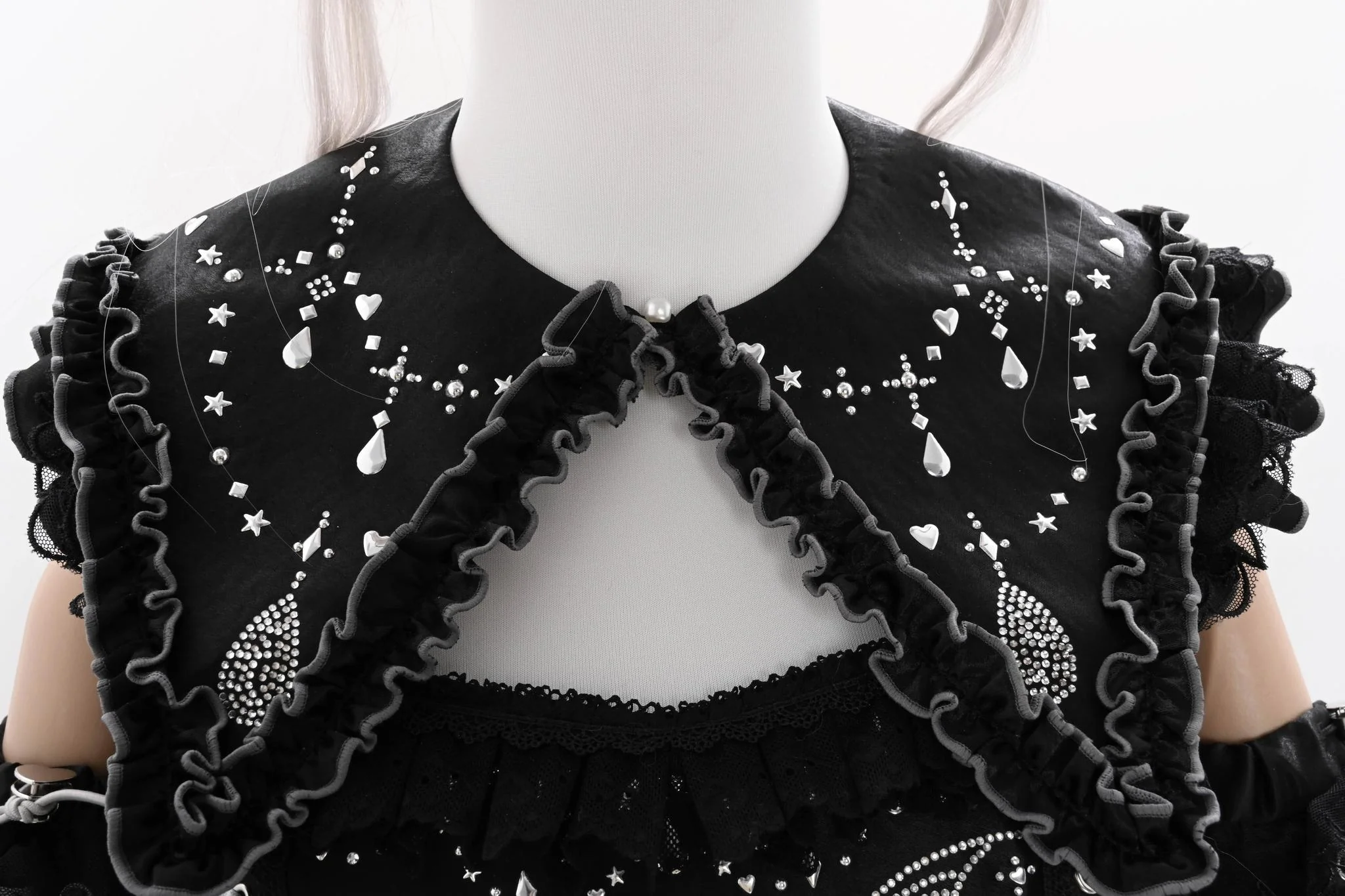 LustrE - Metallic Angel Black - Gothic Lolita Rhinestone Top & Ruffled Skirt Set - Image 26