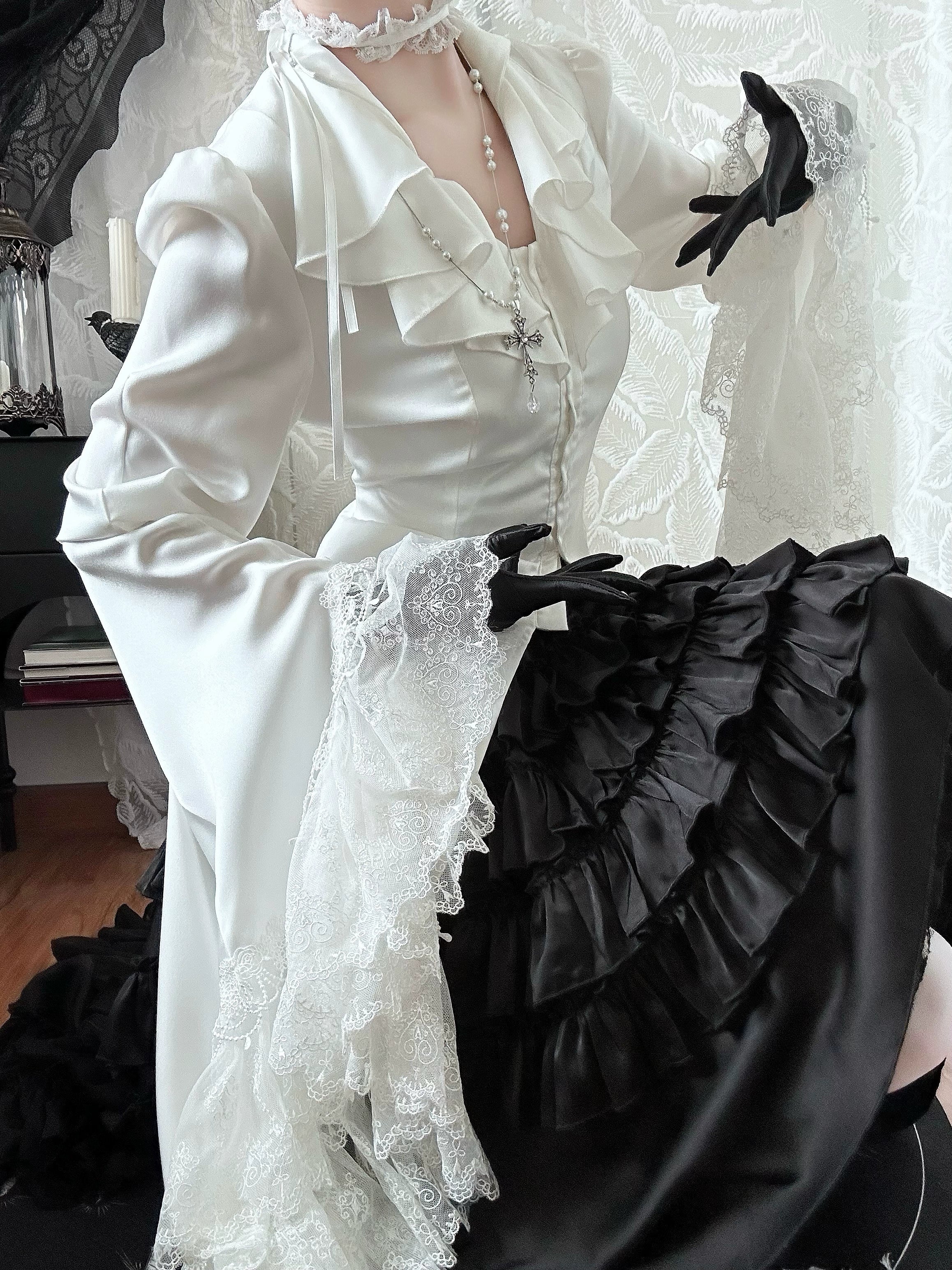 Acorn Lolita - Butterfly Shadow - Gothic Lolita Ruffled Shirt, Tailcoat Style - Image 11