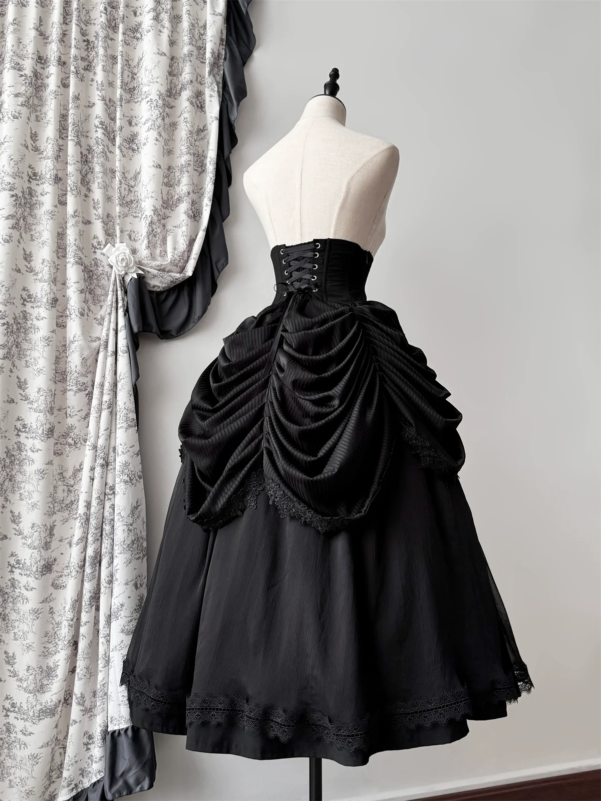 Muppet Mind Ben - Dreaming - Gothic Lolita Skirt Fishbone Long Skirt Ruffled Hem - Image 4