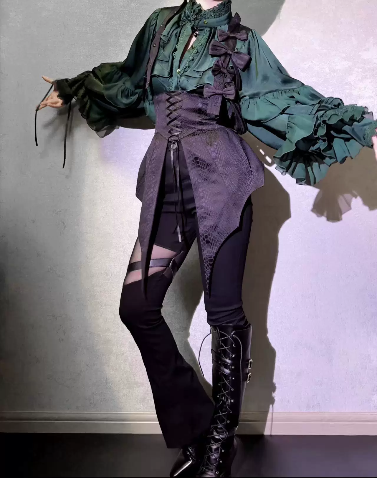 Blue Moon Bone Erosion - Gothic Lolita Waist Cincher, Bat Wing Hem - Image 28