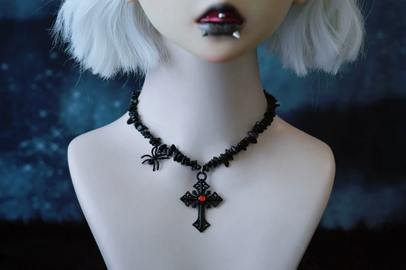 Strange Sugar - Handmade Gothic Lolita Choker, Multiple Pendant - Image 10
