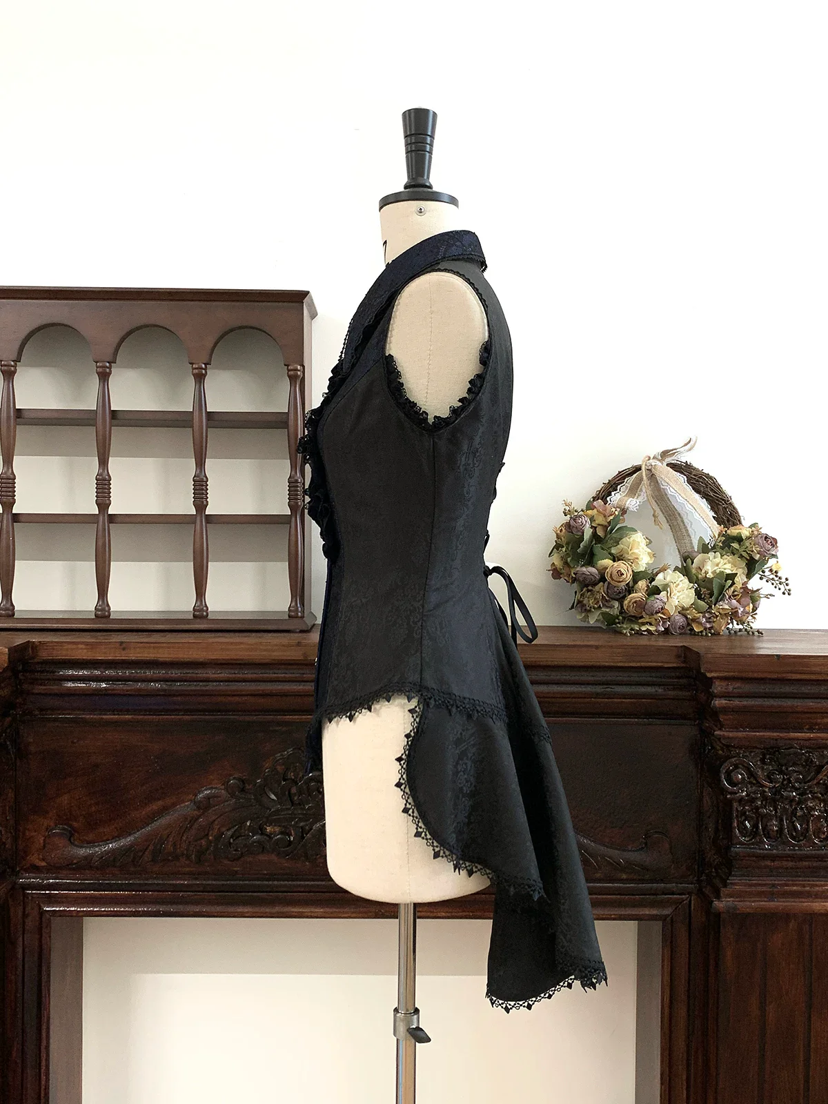 Chill Rice - Jacquard Sleeveless Ouji Lolita Blouse, Lace Accent - Image 13