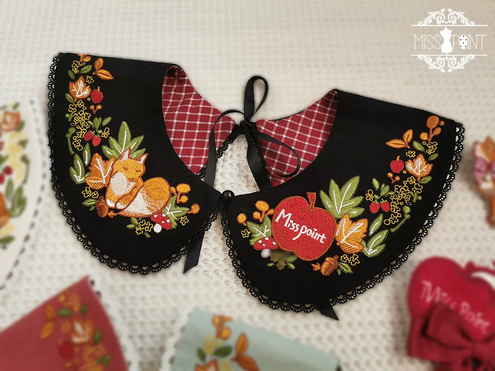 Chubby Fox in the Forest - Kawaii Lolita Accessories Knitted Fox Scarf Embroidered Faux Collar - Image 9