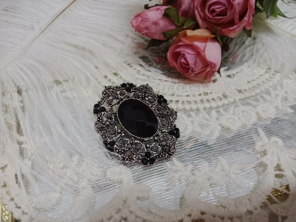 French Rose - Lolita Brooch and Waist Tie - Image 4
