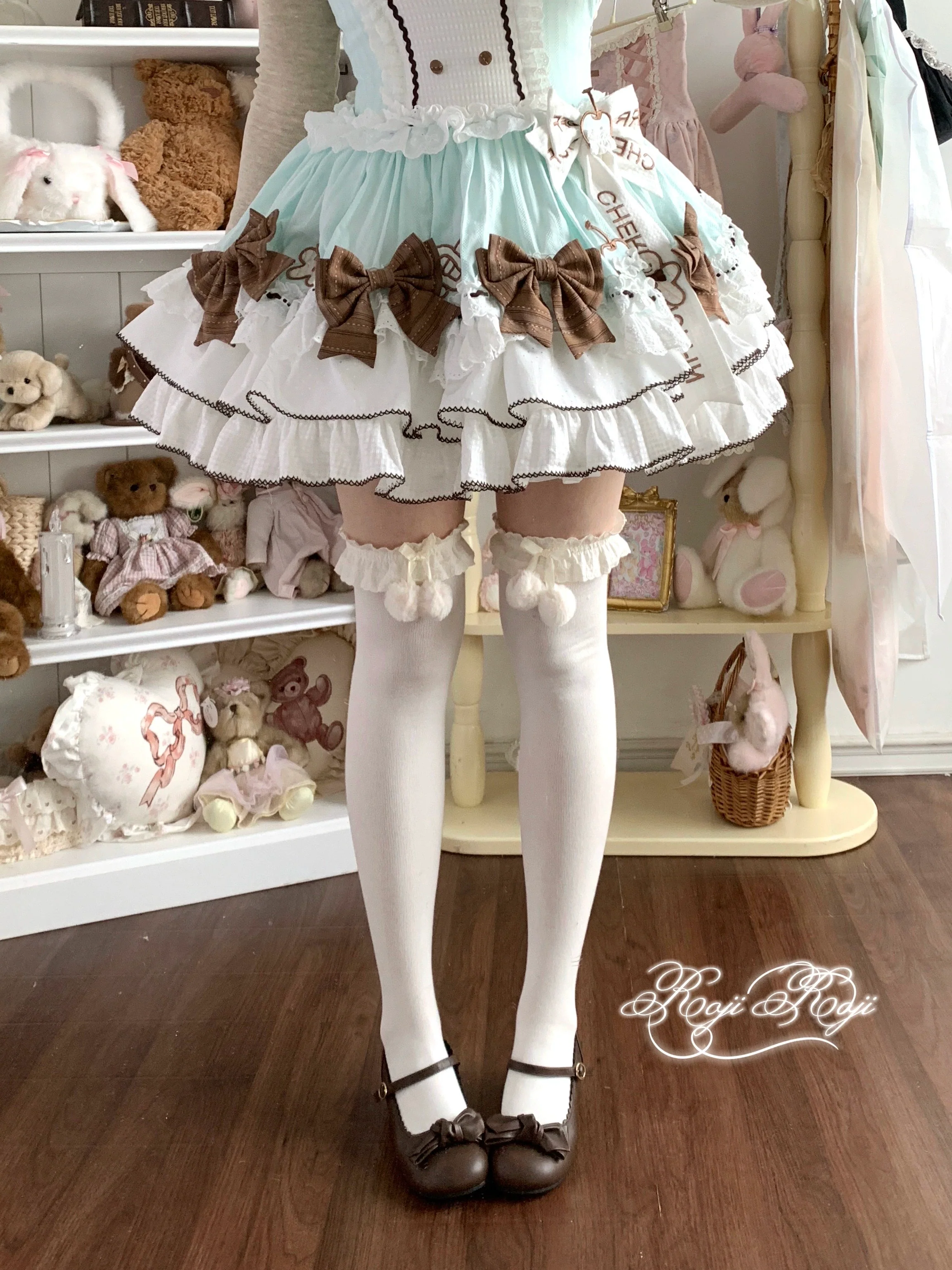 Roji Roji - Lolita Calf & Over-Knee Socks, Pom-Pom Accents - Image 2