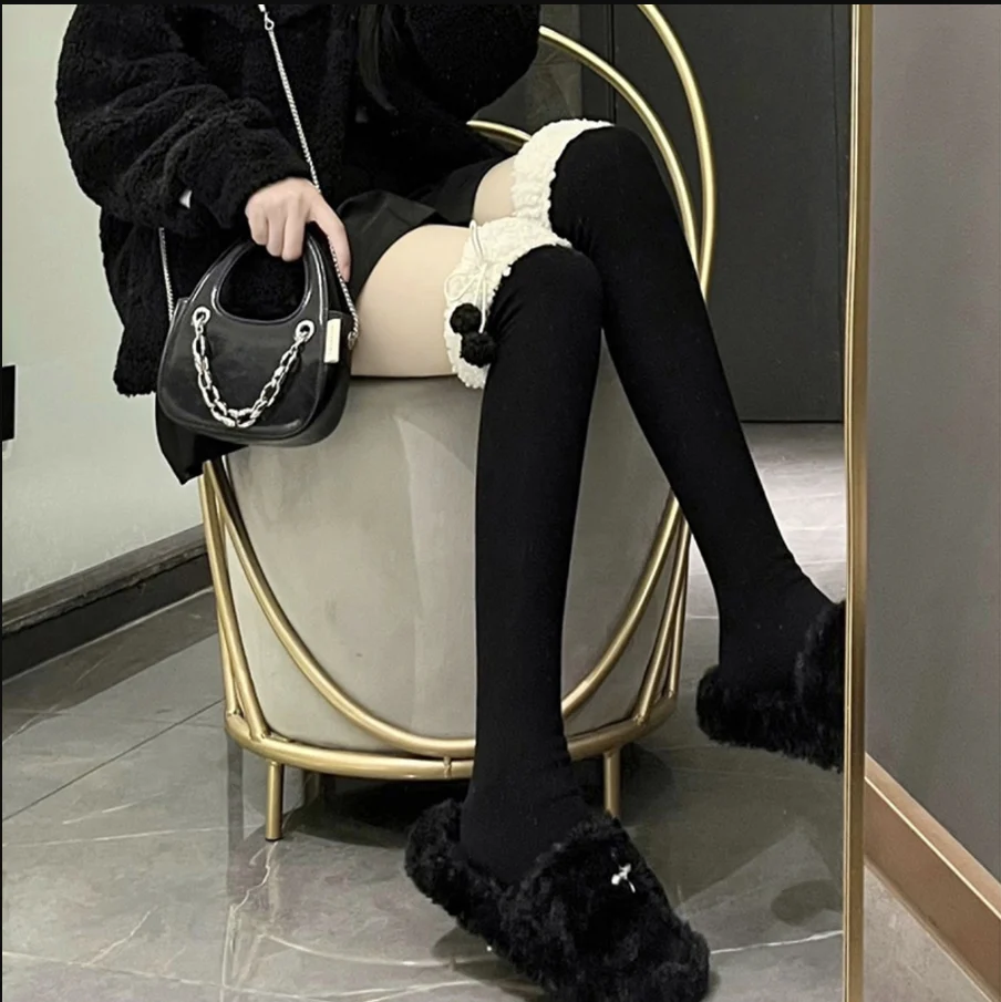 Hua Nai cat - Kawaii Winter Lolita Stockings Fuzzy Trim Furball Over-knee Socks - Image 6