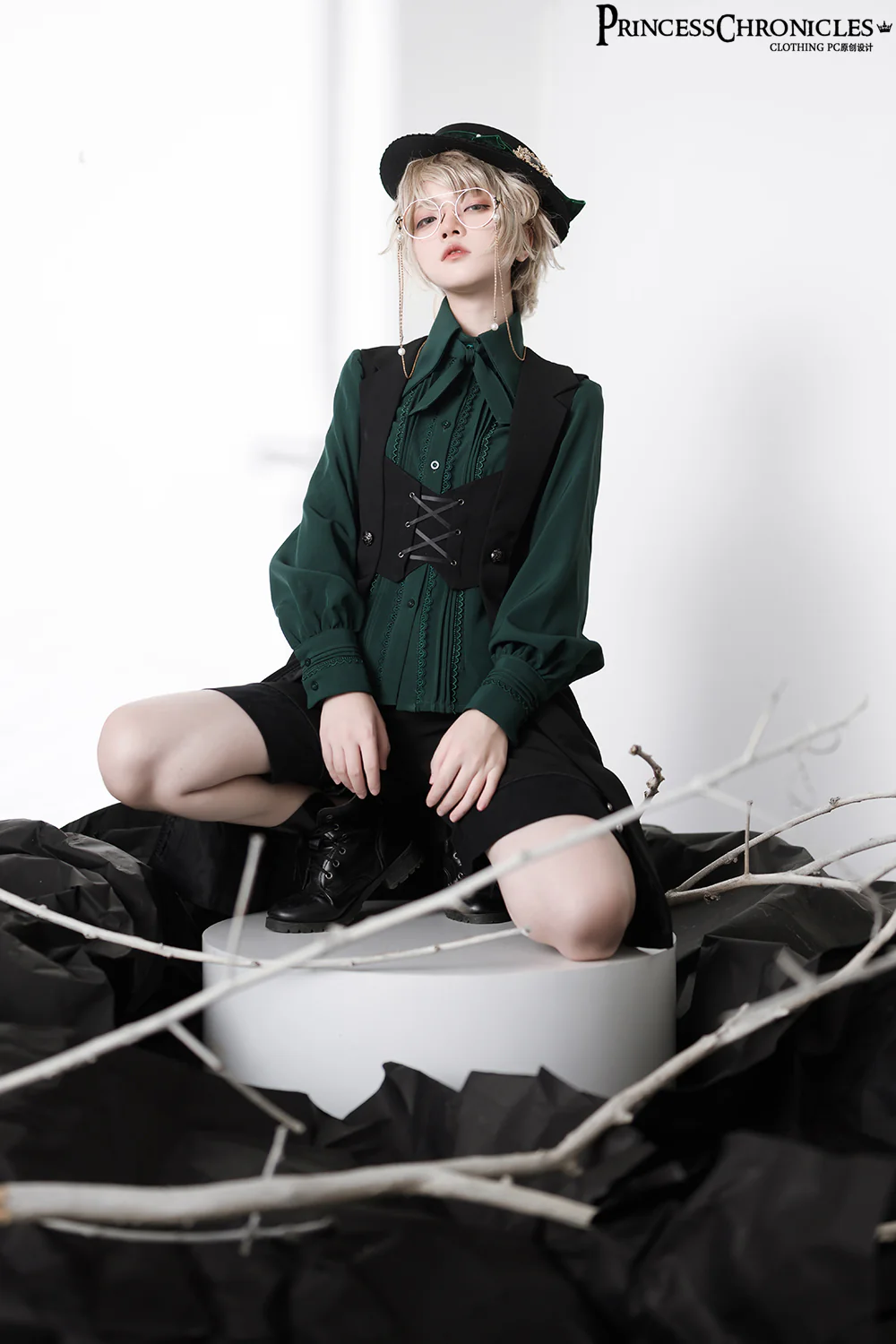 The Night Prelude - Medieval Ouji Lolita Long Vest - Image 18