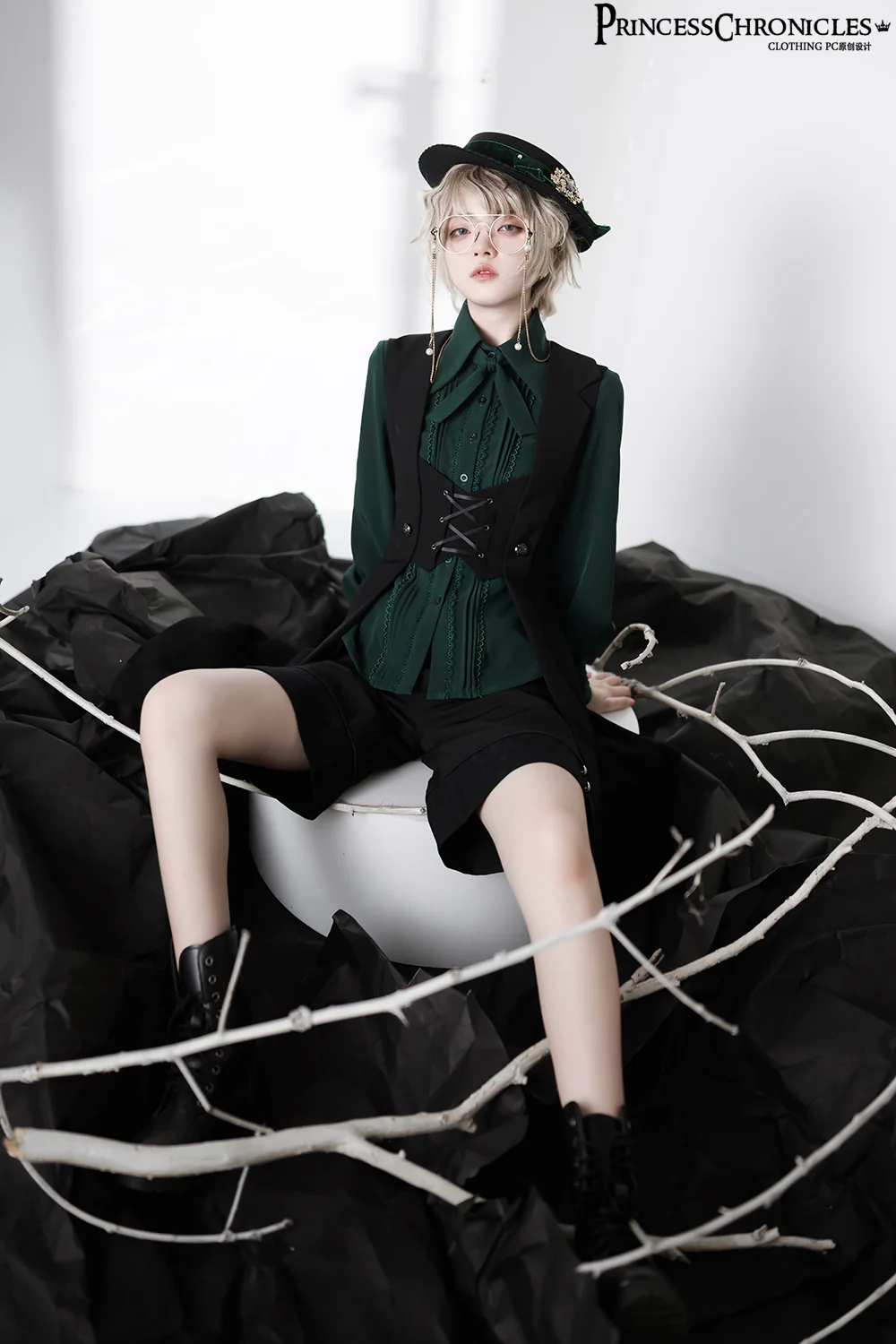 The Night Prelude - Medieval Ouji Lolita Long Vest - Image 19