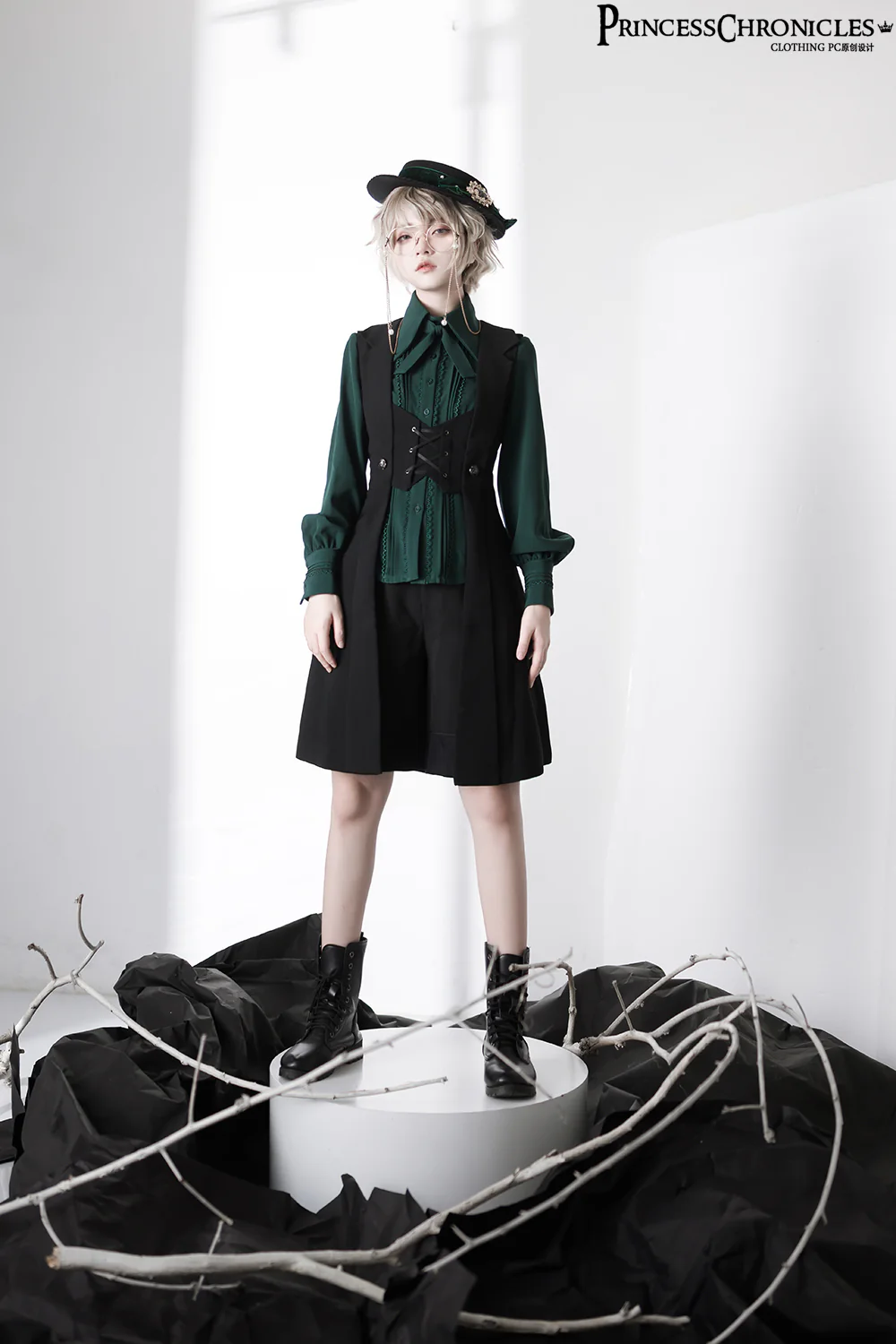 The Night Prelude - Medieval Ouji Lolita Long Vest - Image 20