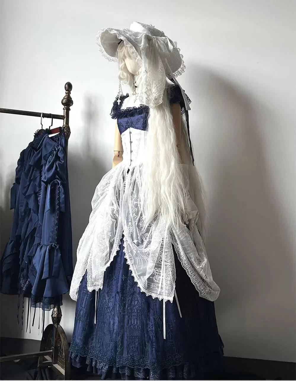 Dragon Bone Cemetery - Mesh Gothic Lolita Skirt, Boning Corset - Image 3