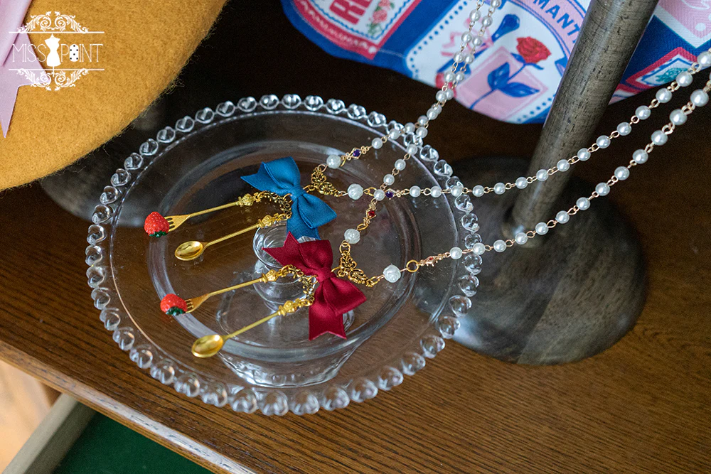 Berry Rose Lolita Accessories Collection KC Beret Necklace - Image 6