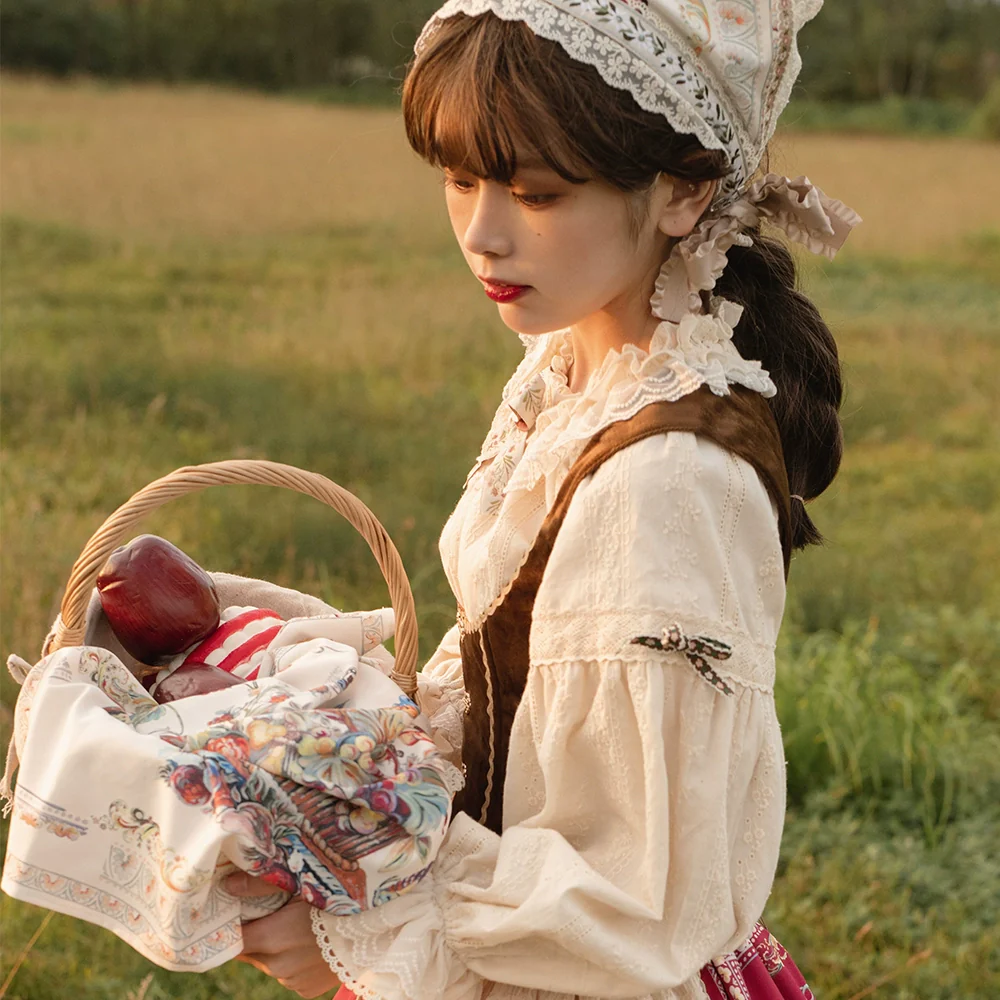 Rich Hymn - Lolita Bavarian Cotton Embroidered Blouse - Image 3