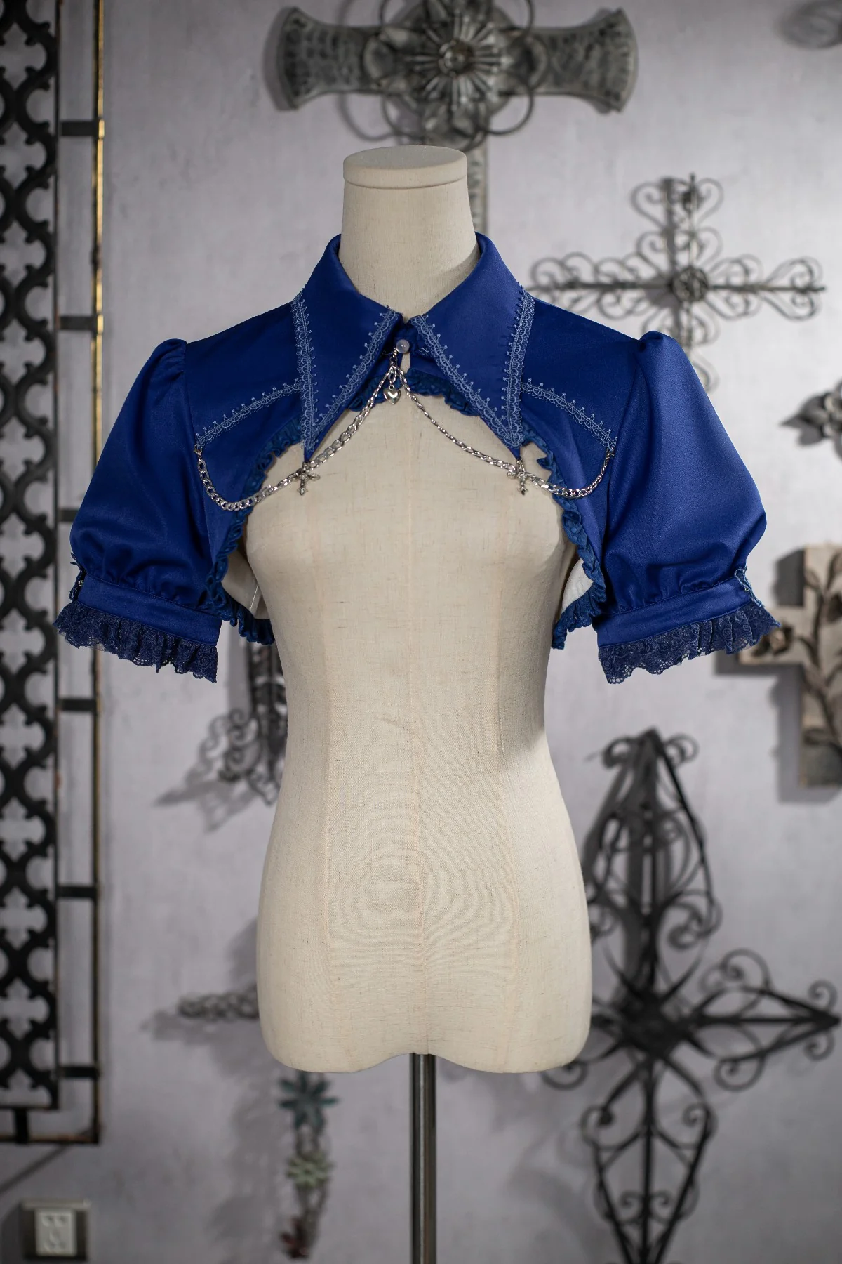 Contract Cross - Gothic Elegant Bubble Sleeve Bolero - Image 3
