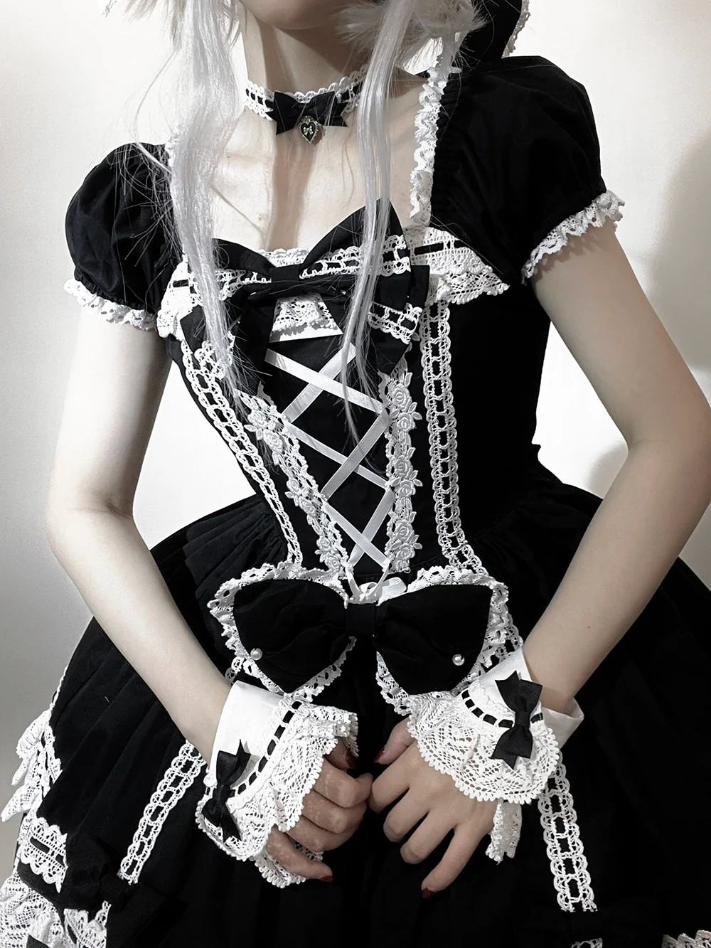 Vintage Petal Rabbit - Old School Lolita OP Cotton Dress With Petal-Shaped Hem - Image 35
