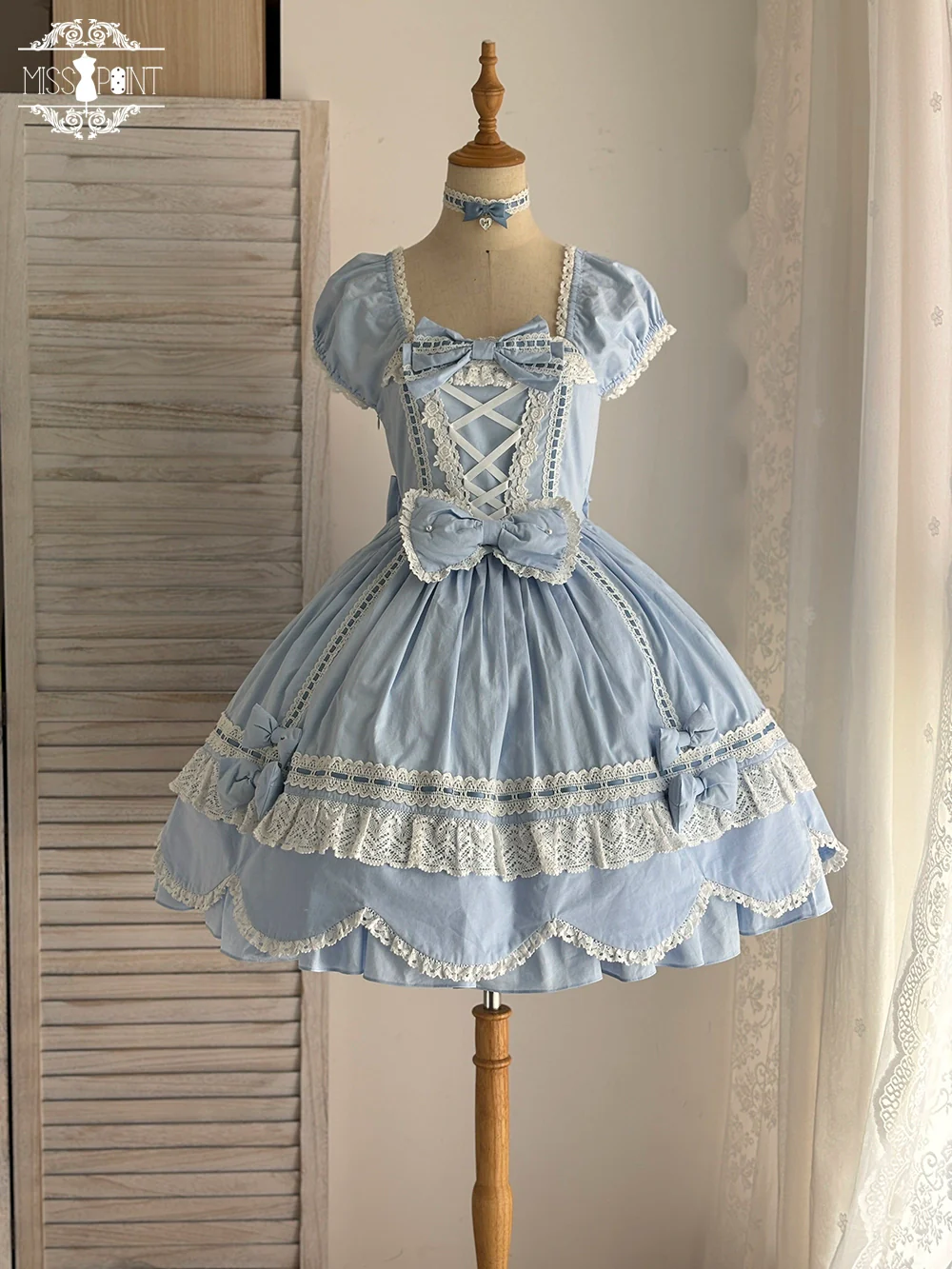 Vintage Petal Rabbit - Old School Lolita OP Cotton Dress With Petal-Shaped Hem - Image 44