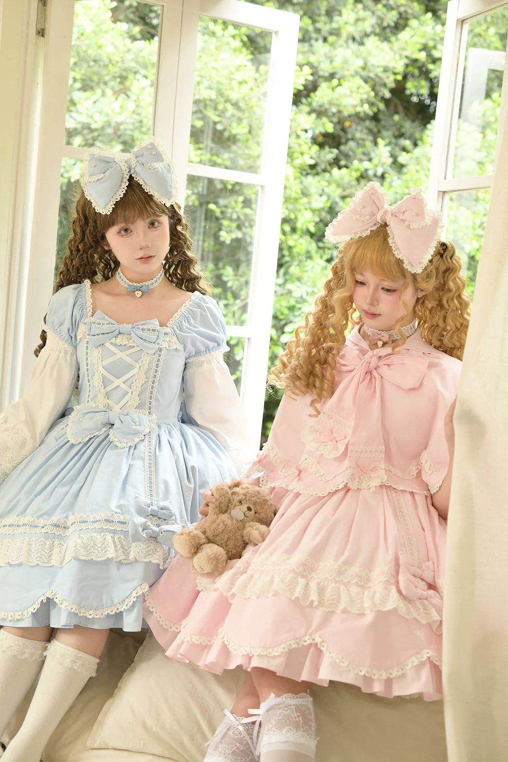 Vintage Petal Rabbit - Old School Lolita OP Cotton Dress With Petal-Shaped Hem - Image 5