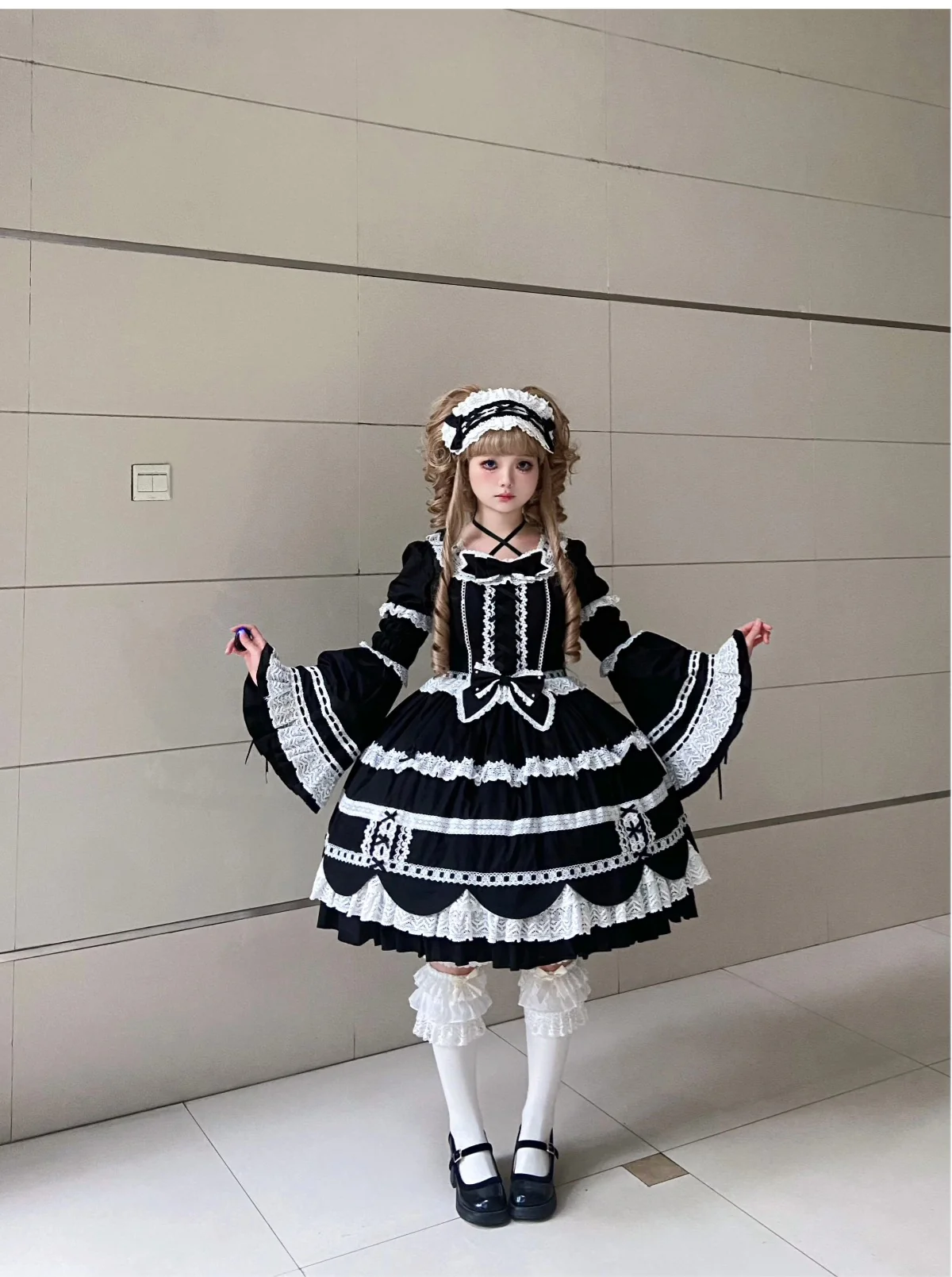 AerialCat - Cream Petals - Old School Lolita OP Tiered Ruffles Cotton Dress - Image 3