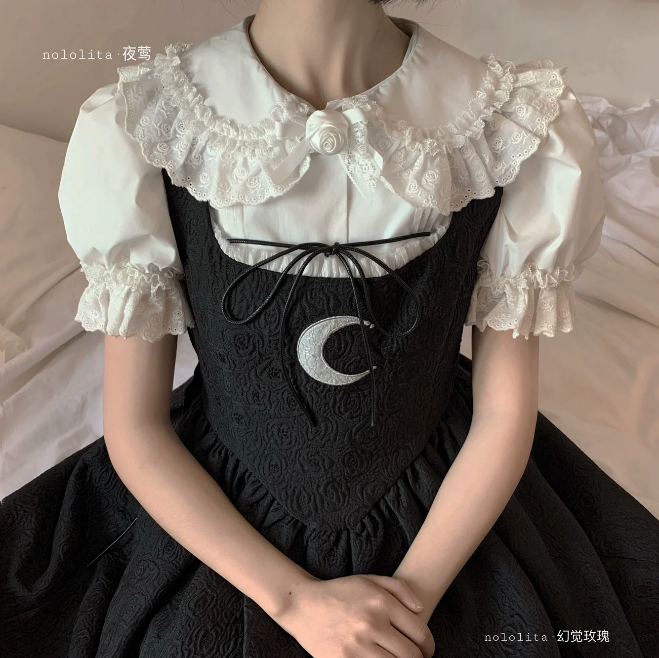 Nololita - Nightingale - Old School Lolita Shirt with Detachable Sleeves - Image 11