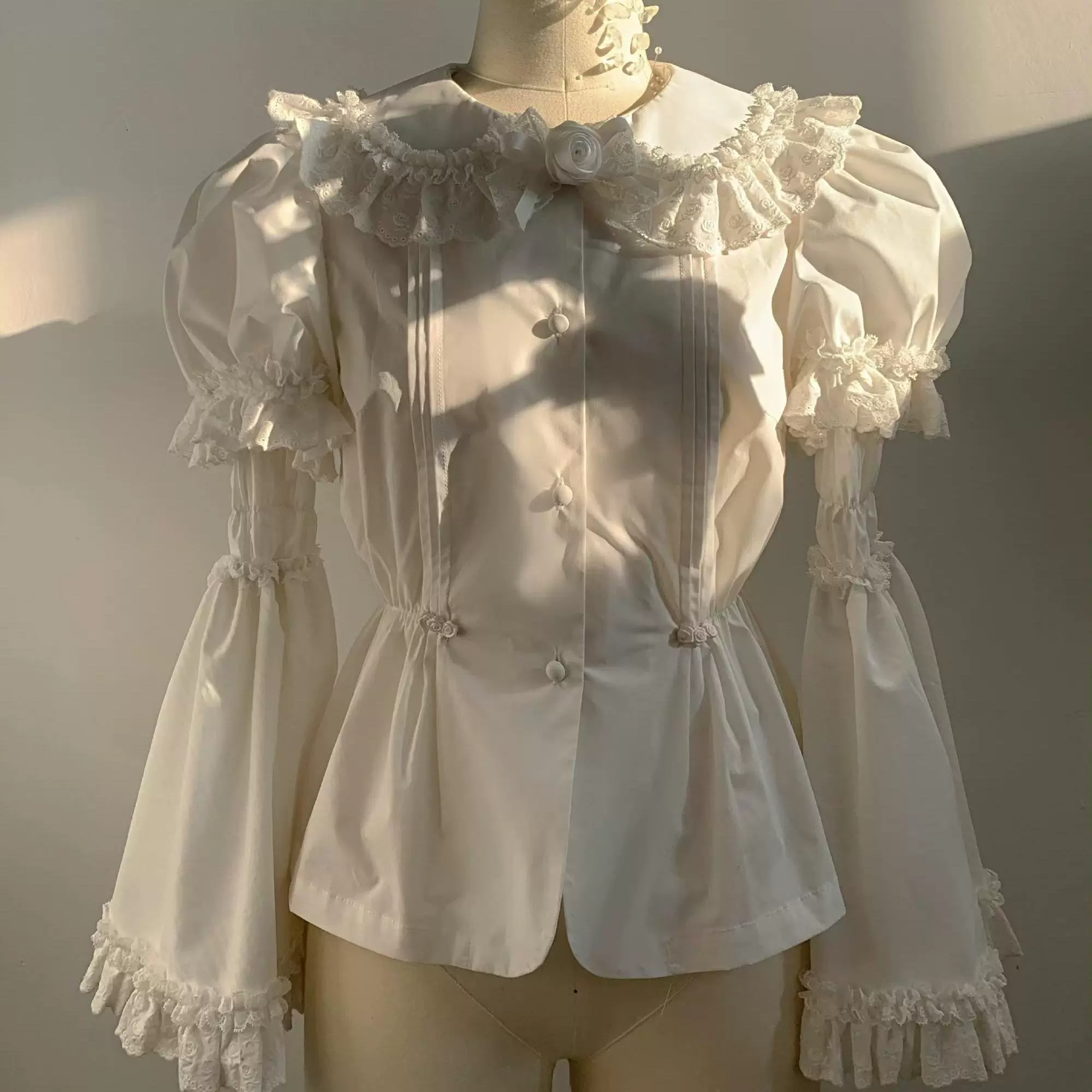 Nololita - Nightingale - Old School Lolita Shirt with Detachable Sleeves - Image 31