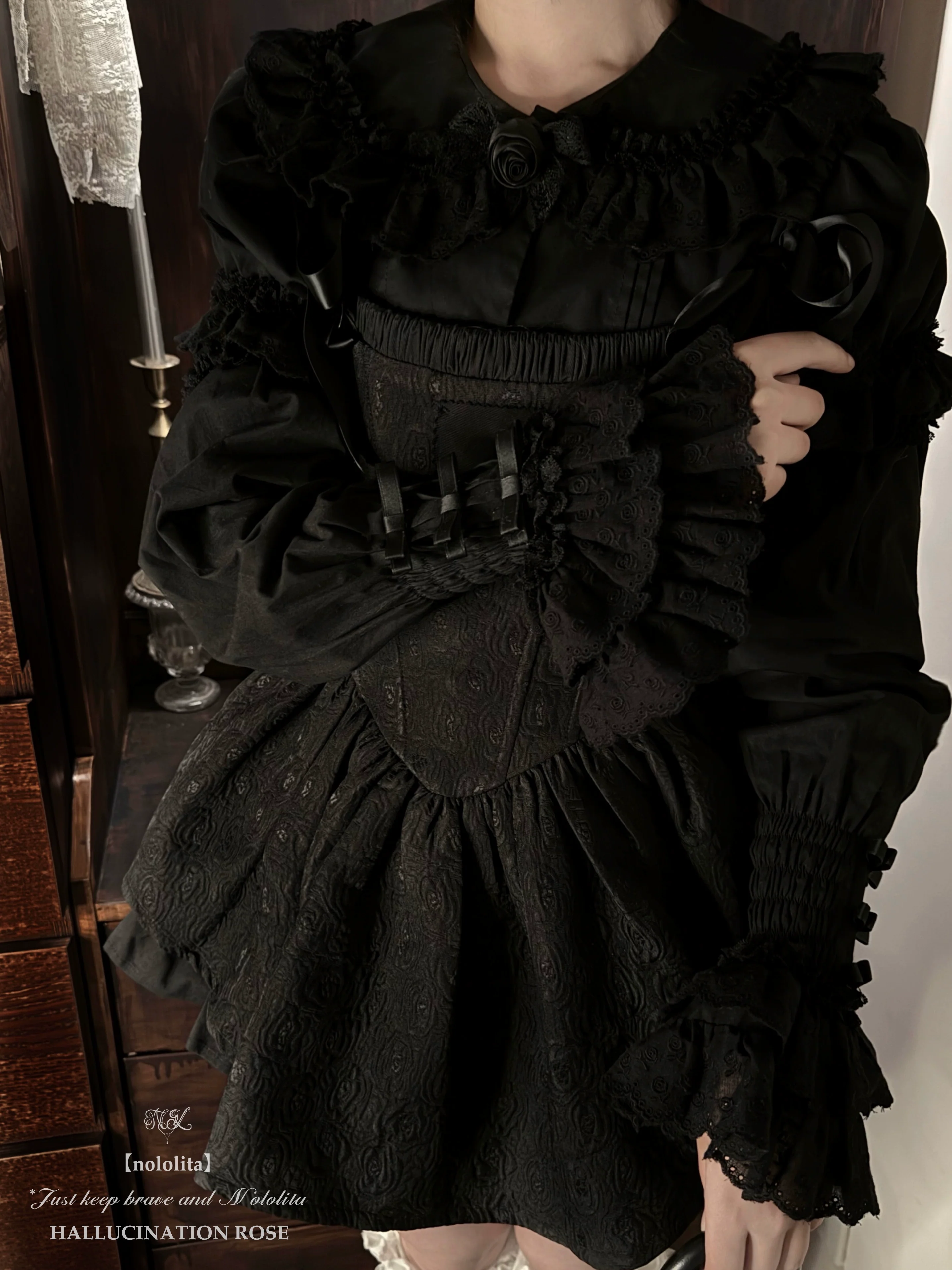 Nololita - Nightingale - Old School Lolita Shirt with Detachable Sleeves - Image 41