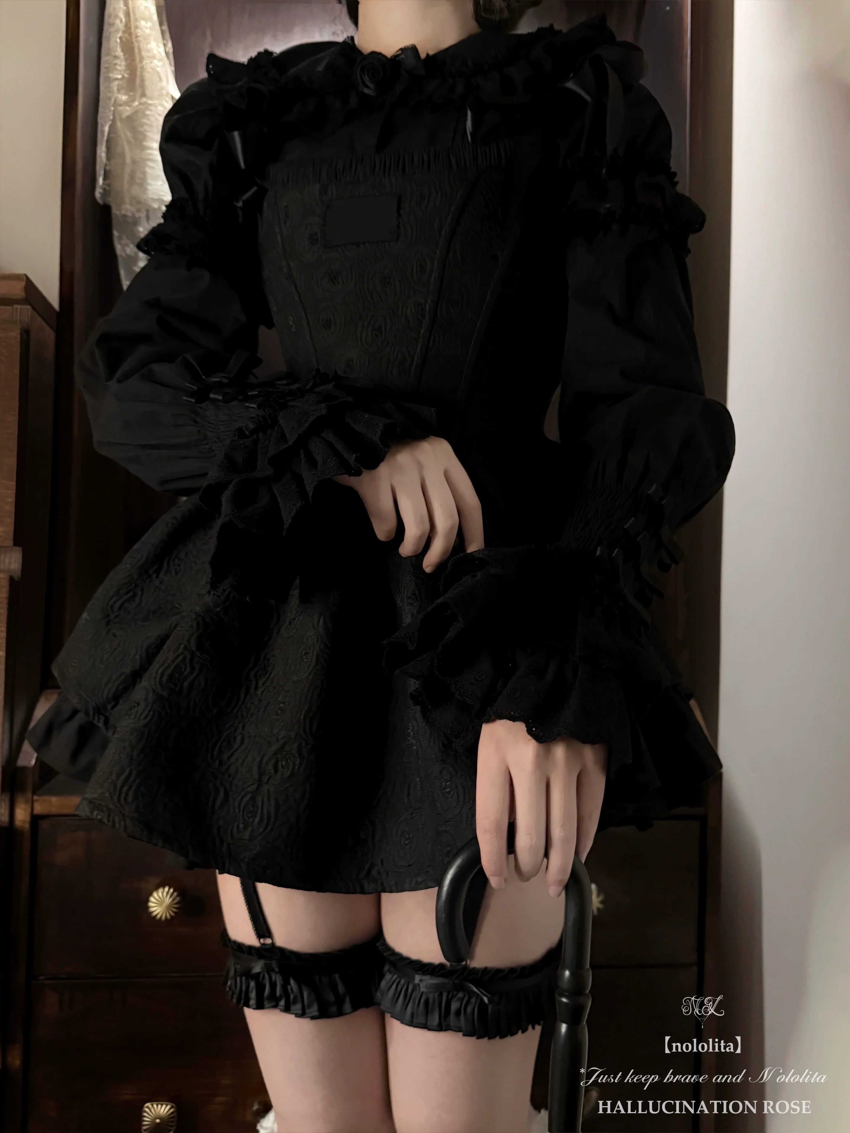 Nololita - Nightingale - Old School Lolita Shirt with Detachable Sleeves - Image 43