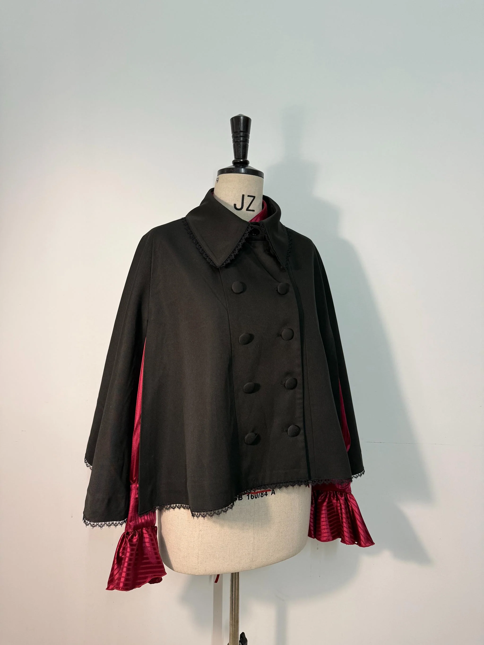 Ouji Lolita Cape Coat, Detachable False Collar - Image 3