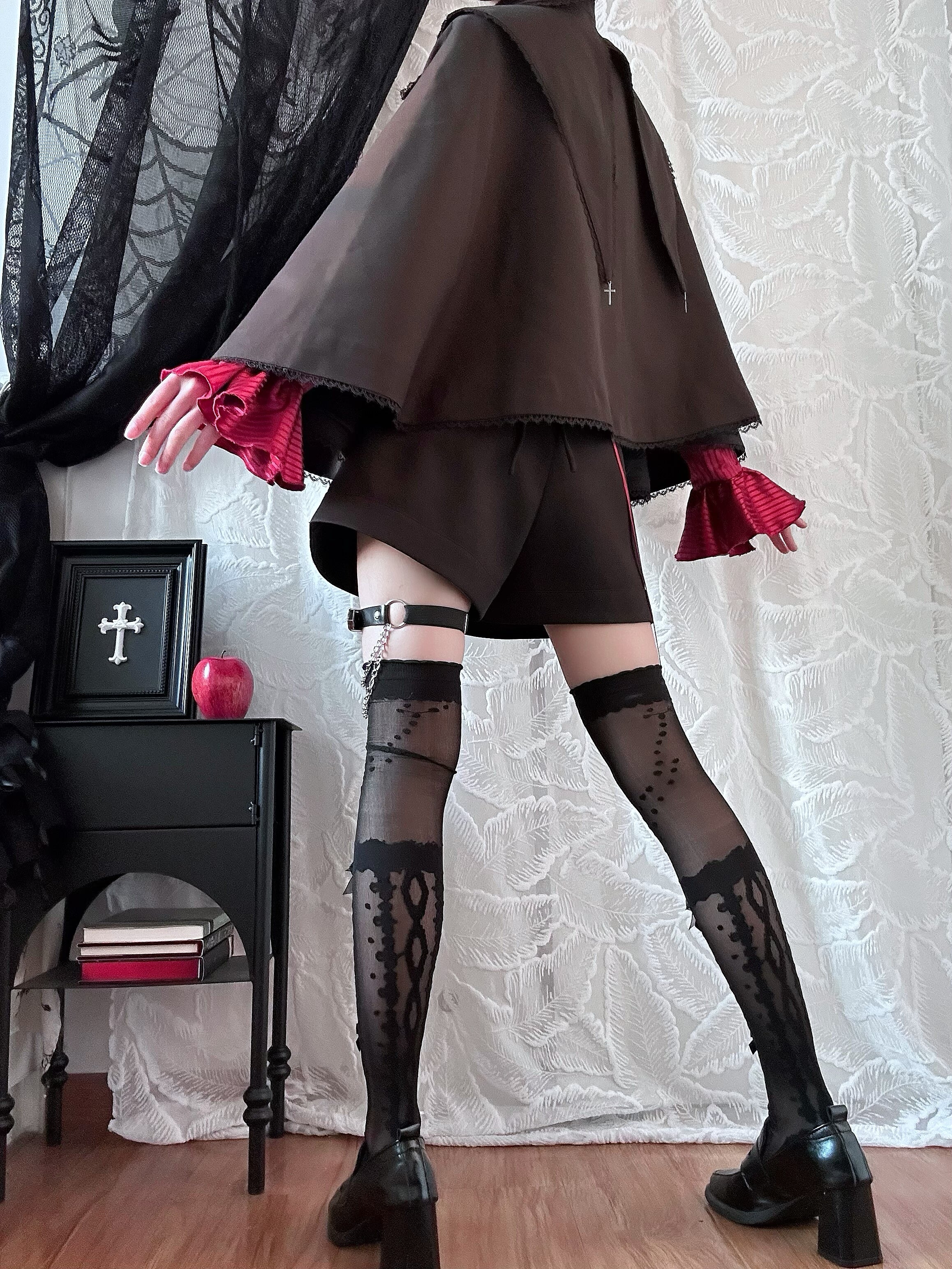 Ouji Lolita Cape Coat, Detachable False Collar - Image 6