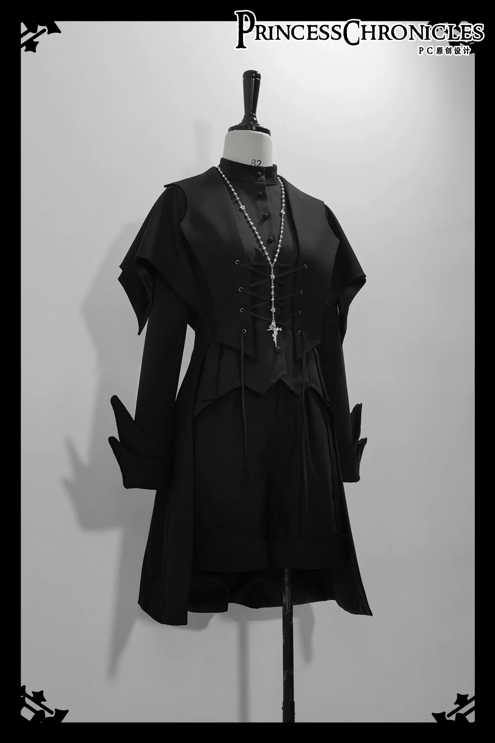 Yan Ye - Ouji Lolita Black Shirt, Irregular Hem - Image 4