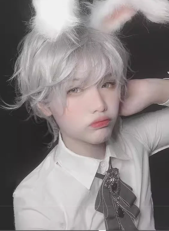 PippiPalace - Mr. Rabbit - Gray Slightly Short Curly Wig - Image 7
