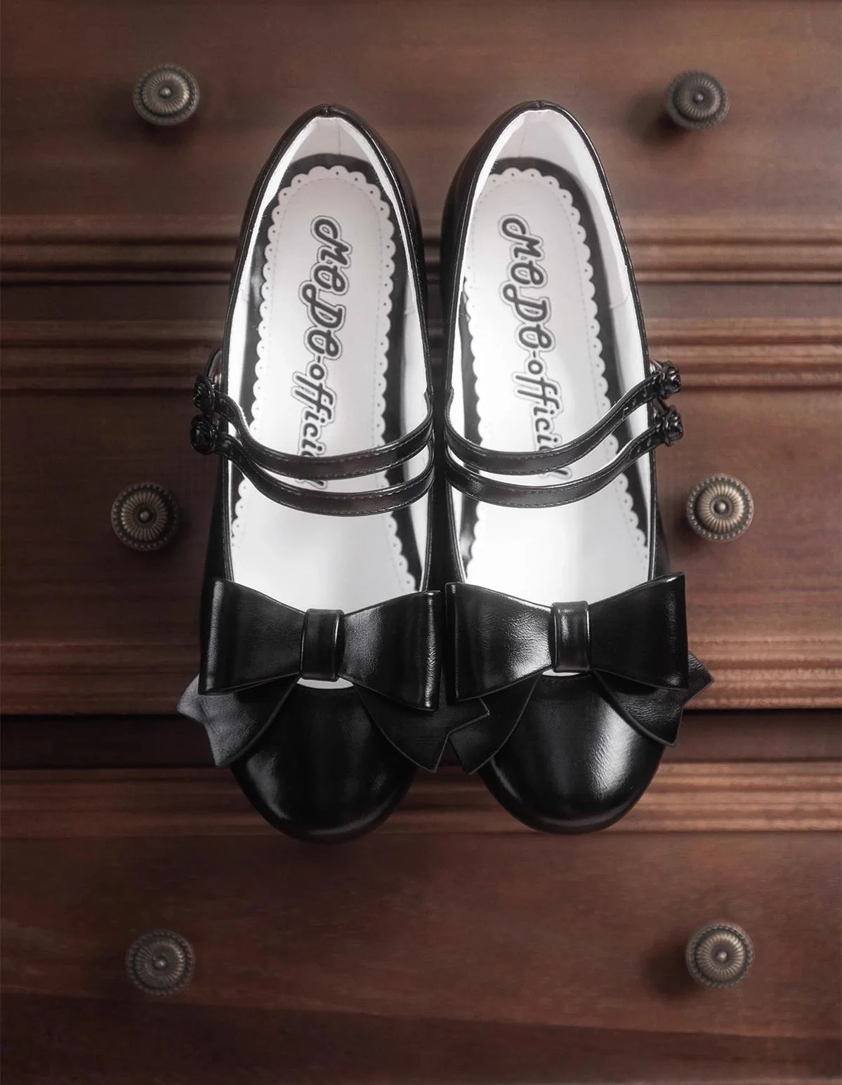 MODO - Apple Candy - Pointed Toe Lolita Shoes, Low Block Heel - Image 4