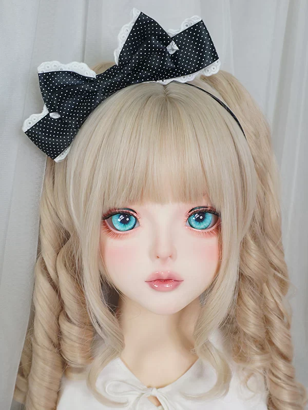 Polka Dot Lolita KC, Heart-shaped Decoration - Image 2
