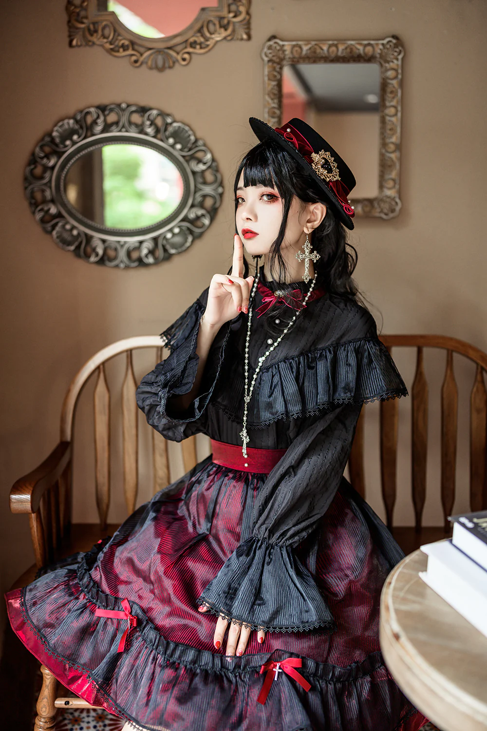 Elegant Lolita Bow Flat Bonnet Handmade - Image 3